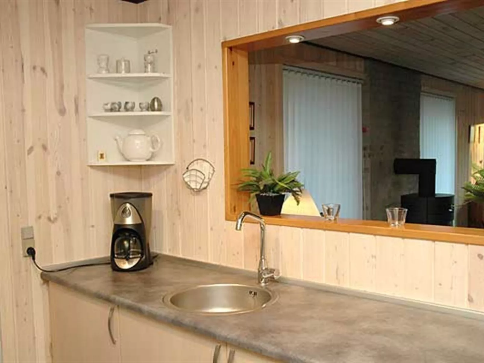"Jarmunrek" - 1km from the sea-Inside