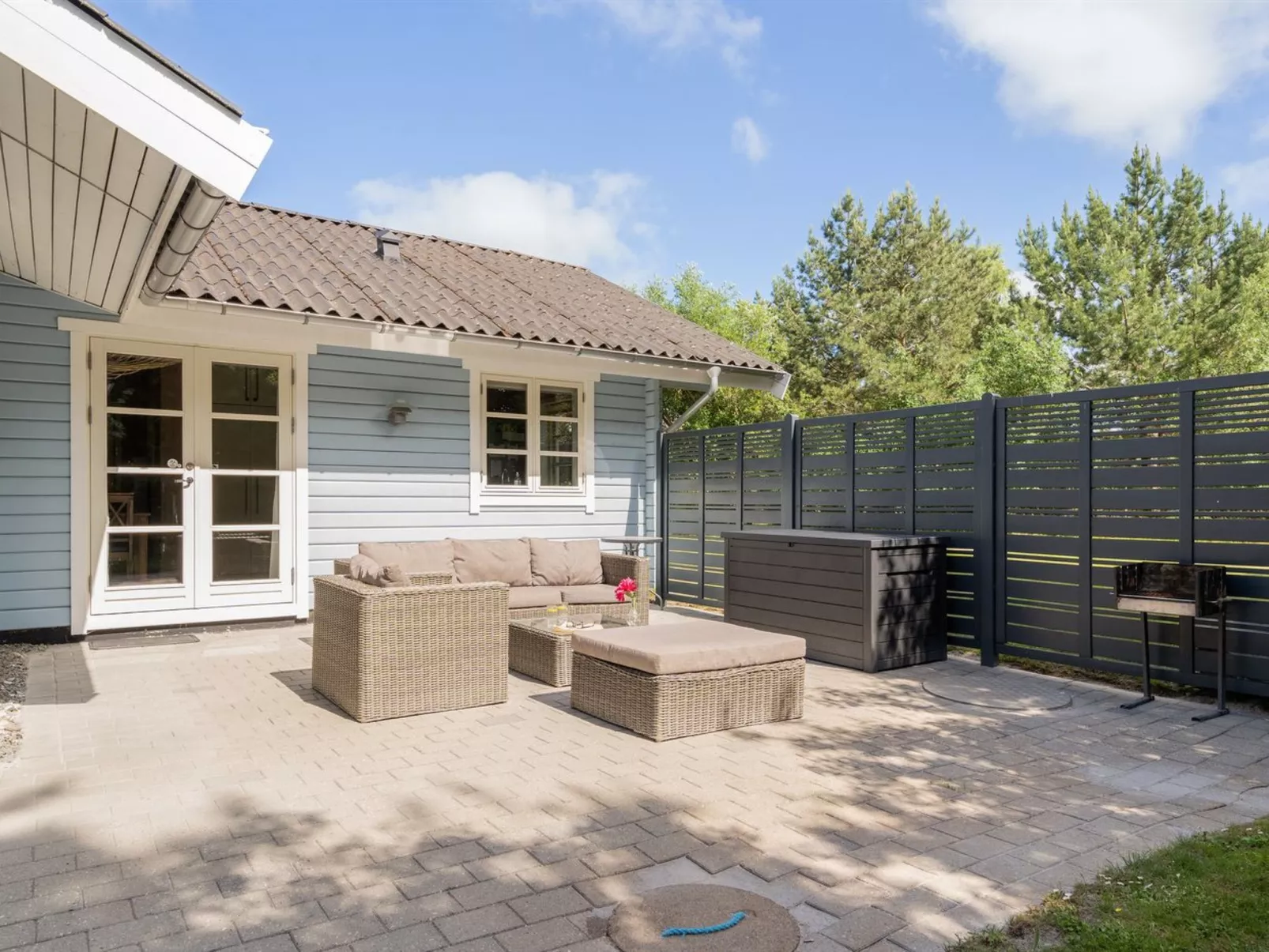 "Aldis" - 300m from the sea-Outside