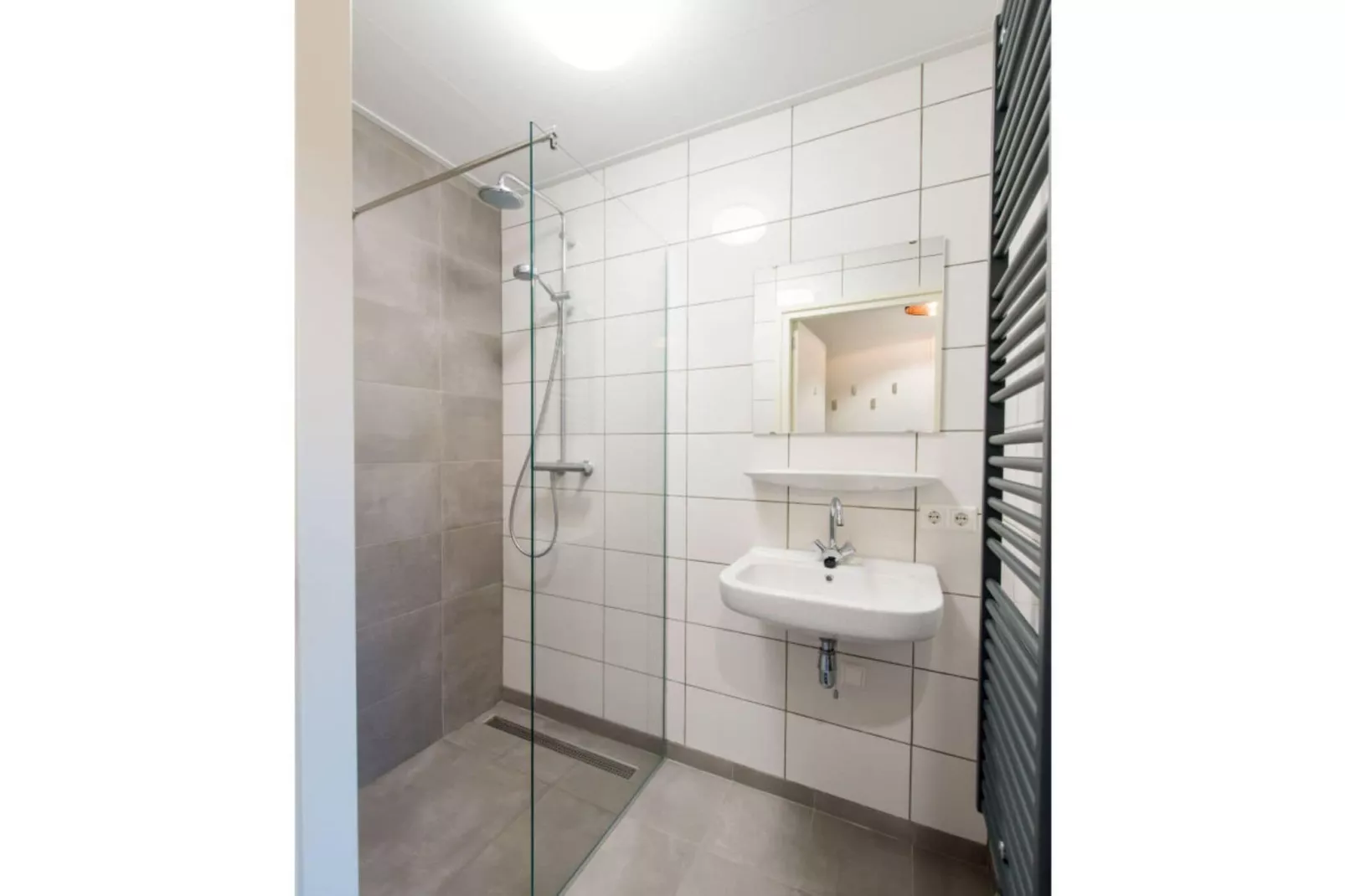 Zoutelandseweg 2 Biggekerke-Bathroom