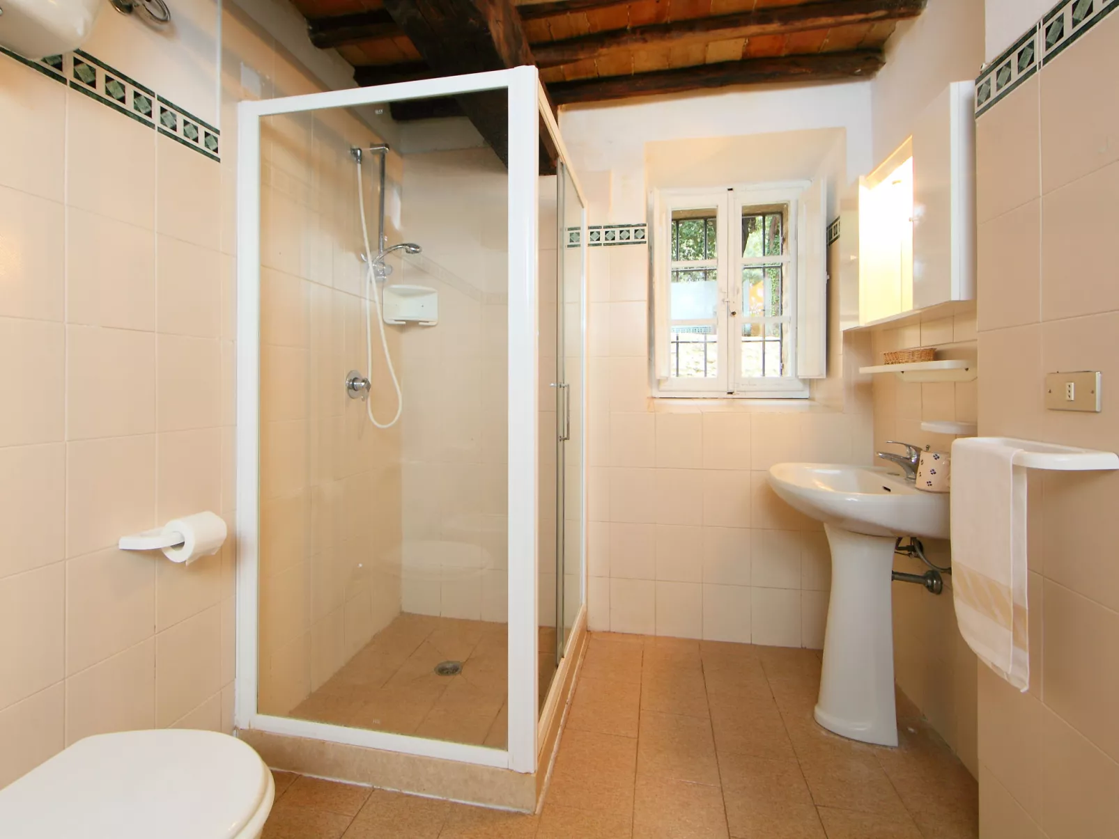 Il Cardo-Inside