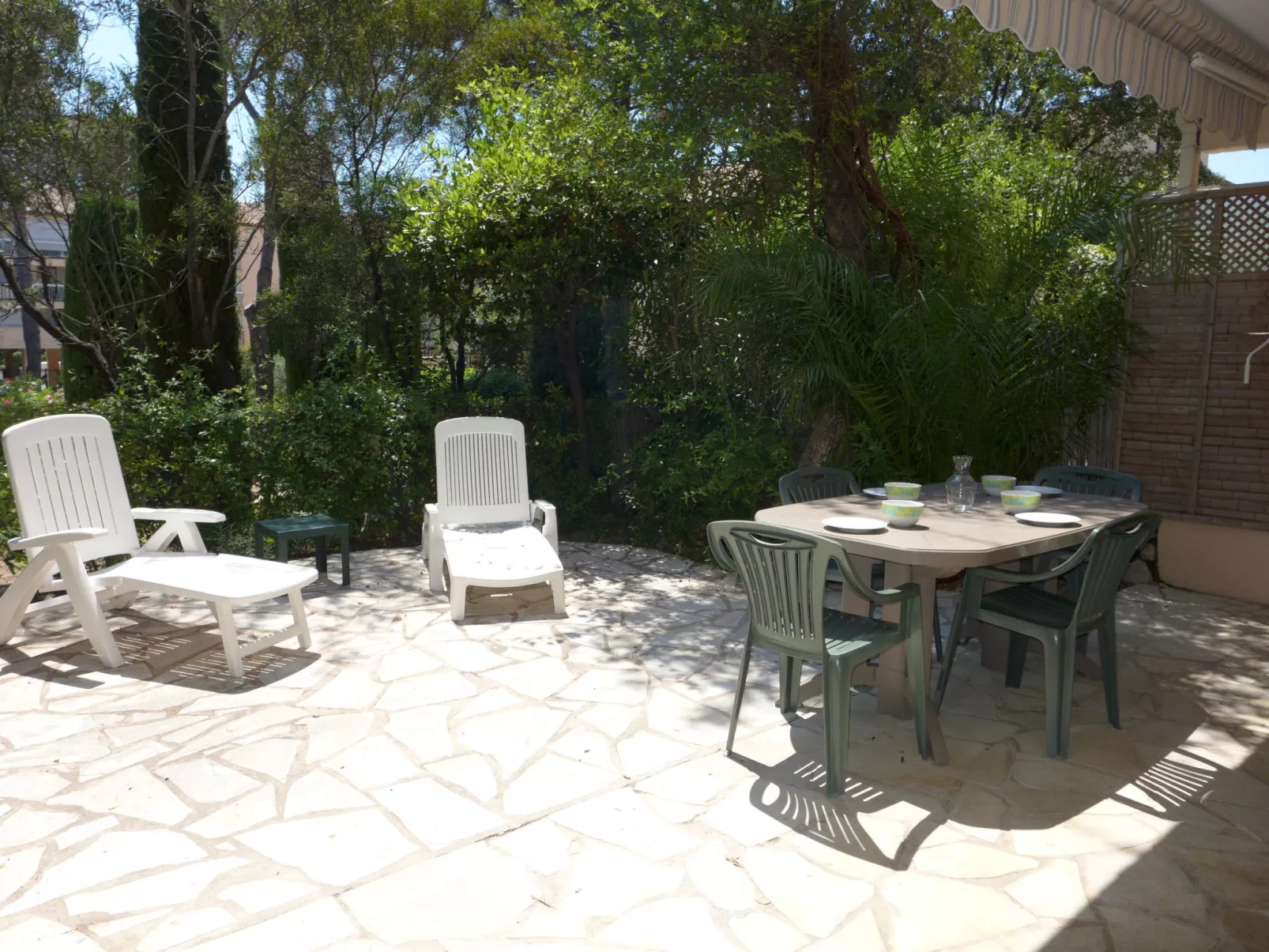 Le Mas des Calanques-Outside