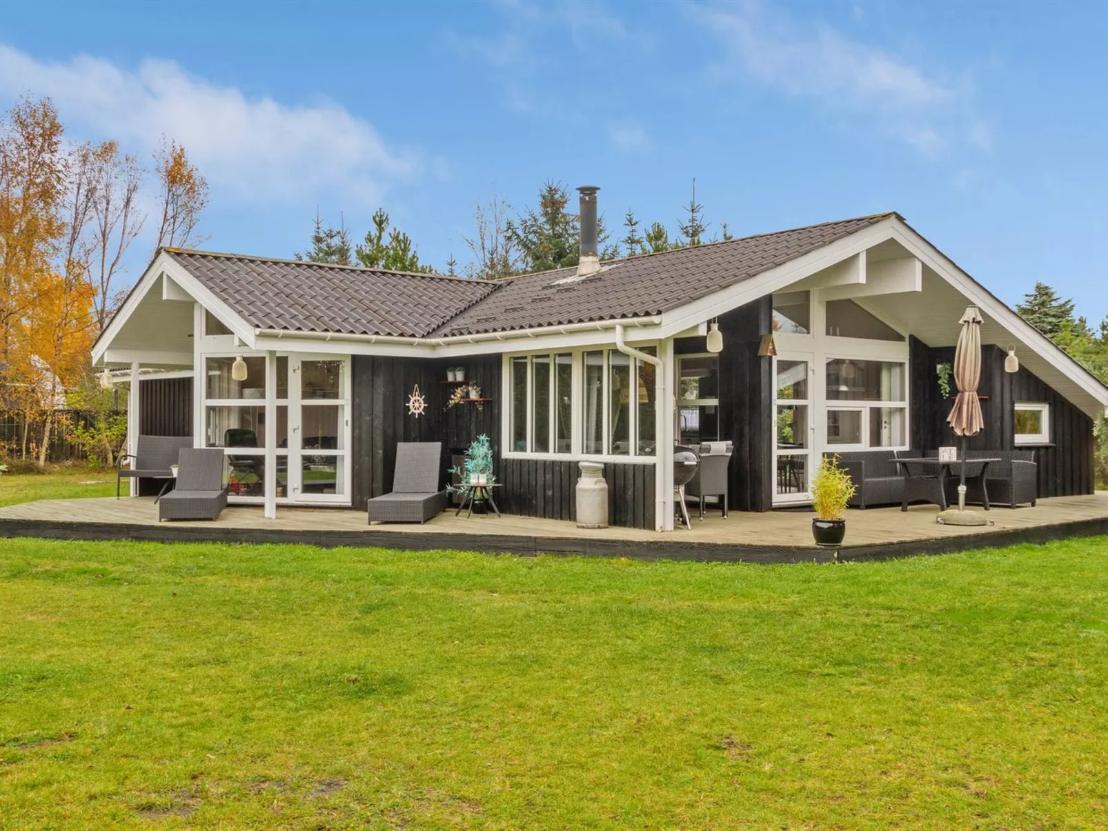 "Hielm" - 1km from the sea-Outside