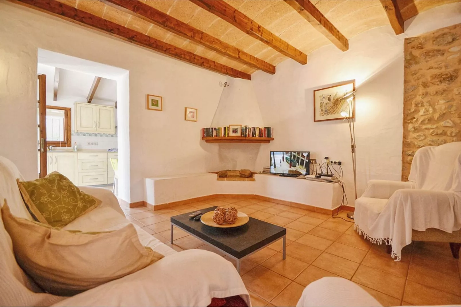 Cadernera-Living room