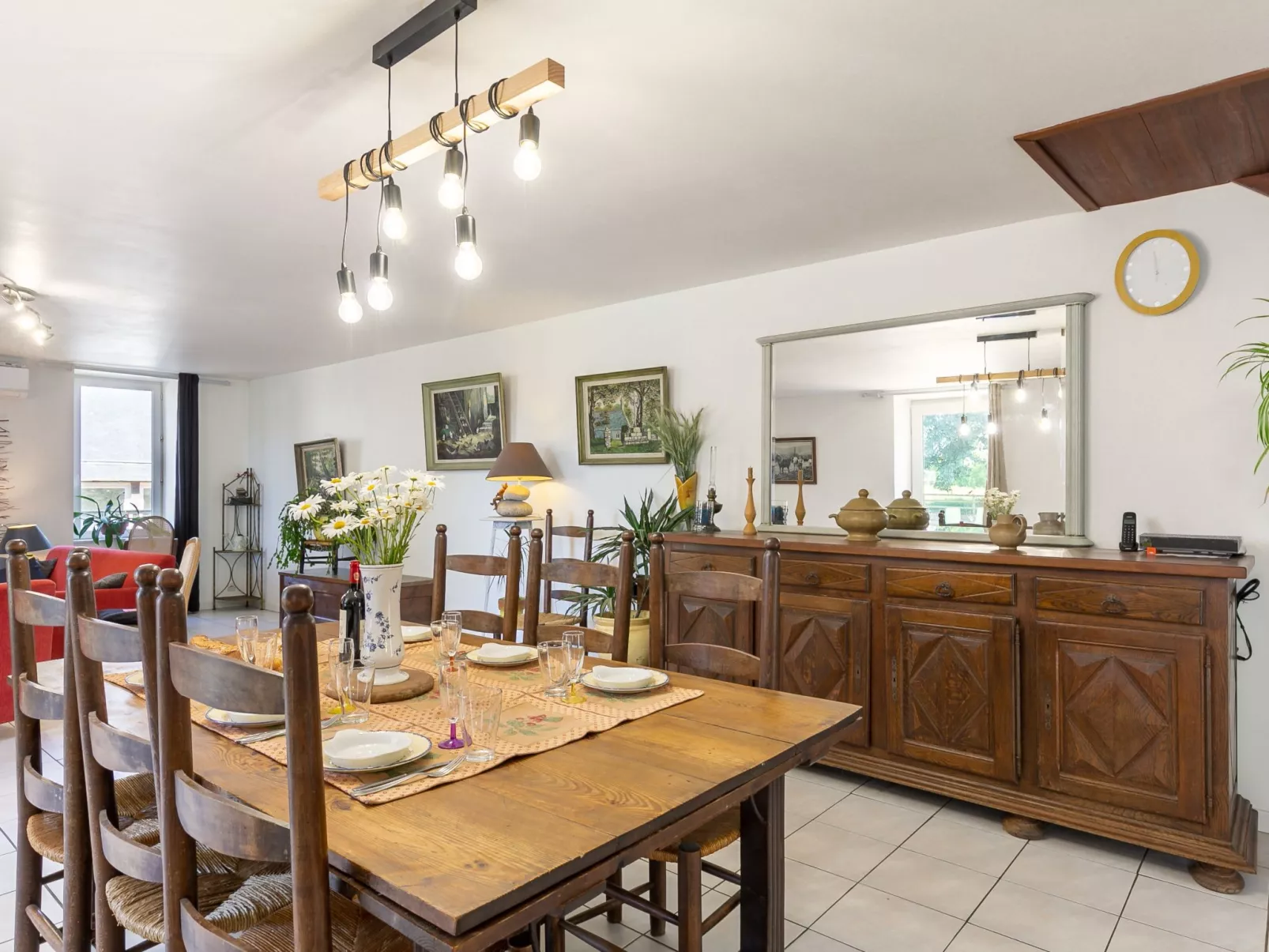 La Ferme-Inside