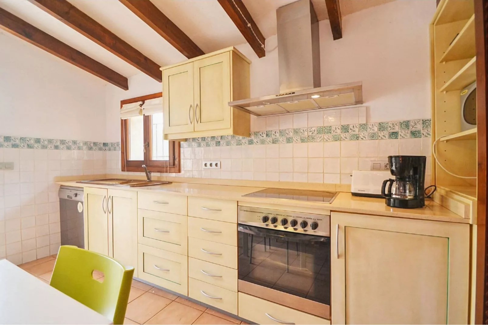 Cadernera-Kitchen