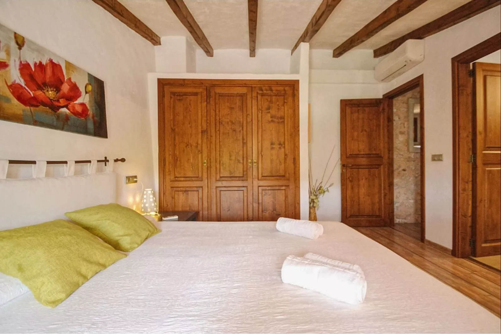 Cadernera-Bedroom