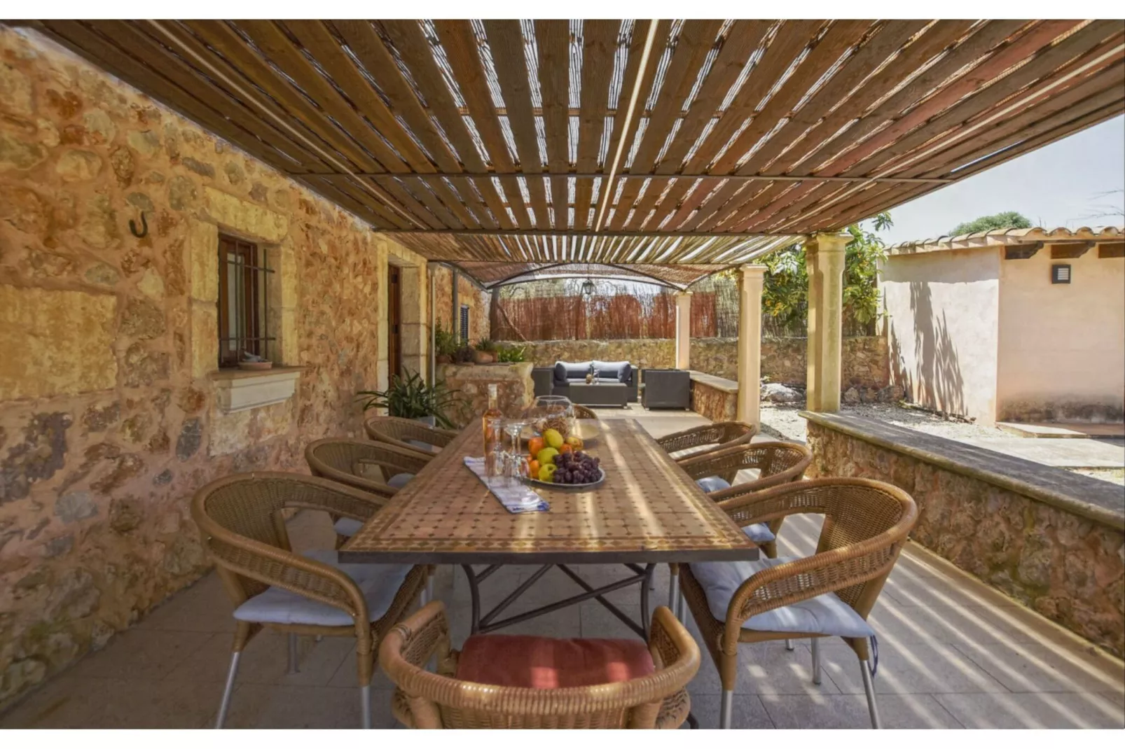 Cadernera-Terrace balcony