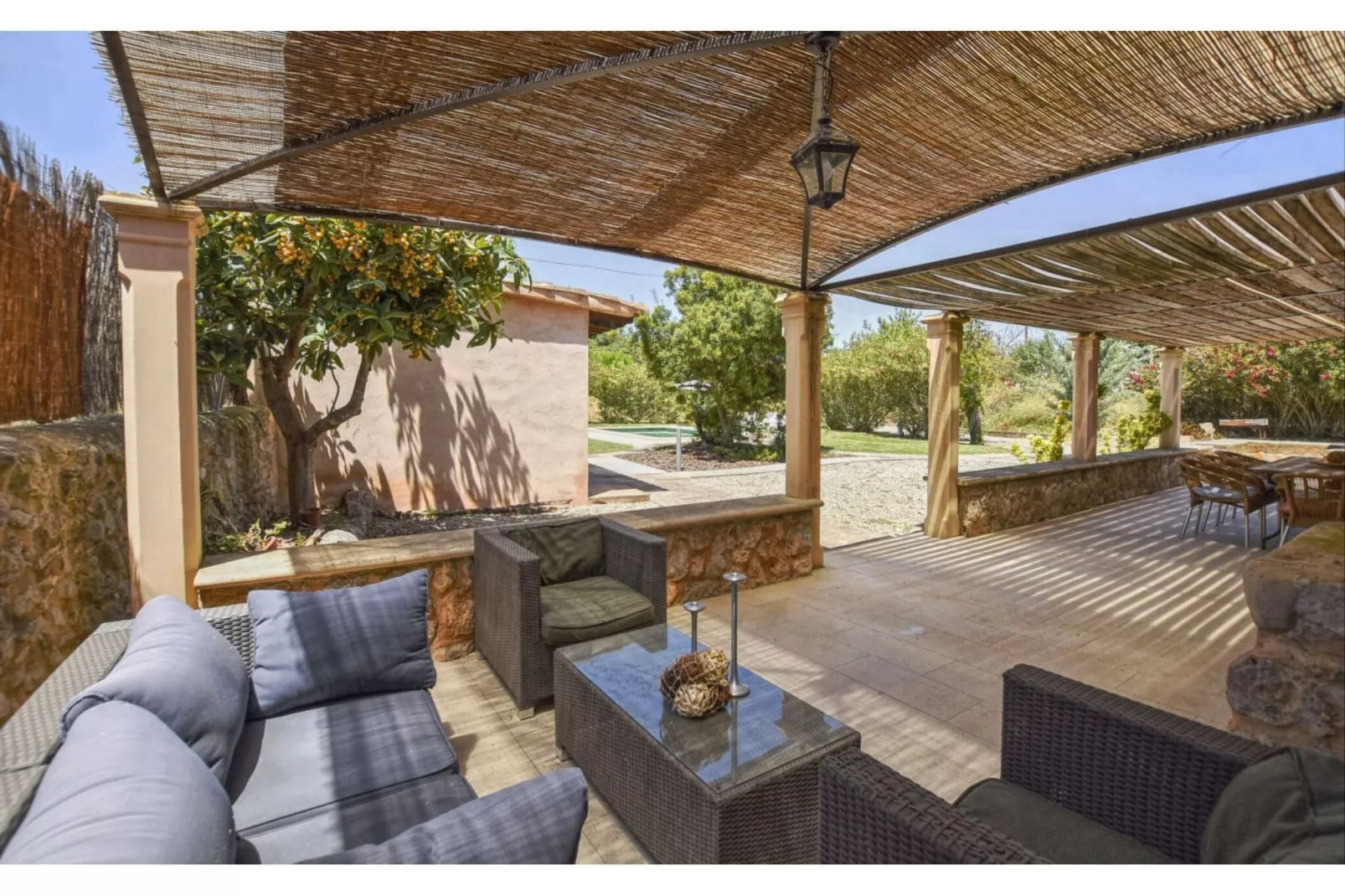Cadernera-Terrace balcony