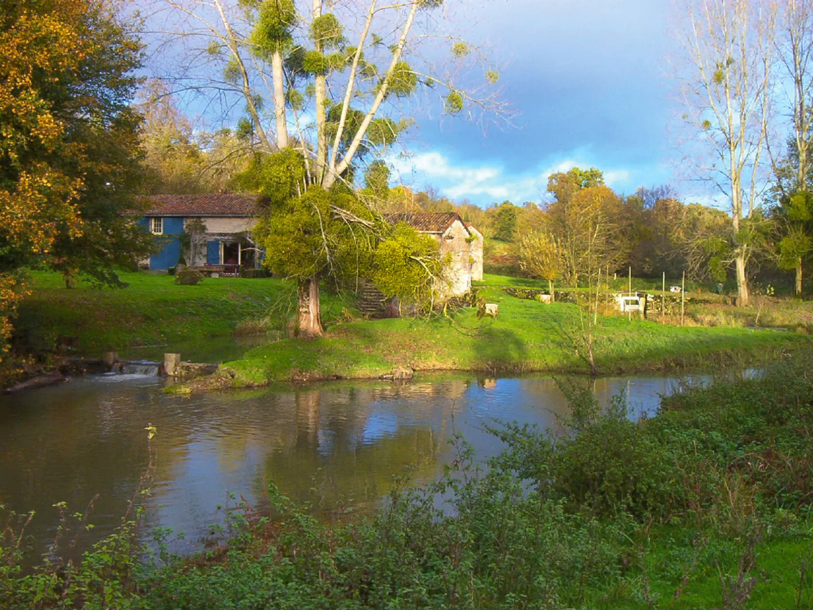 Moulin De Mois-Dehors