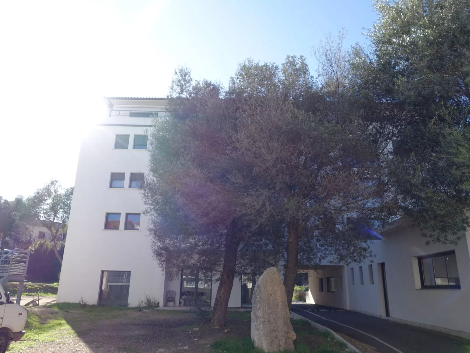 Paesu Pimpan-Outside
