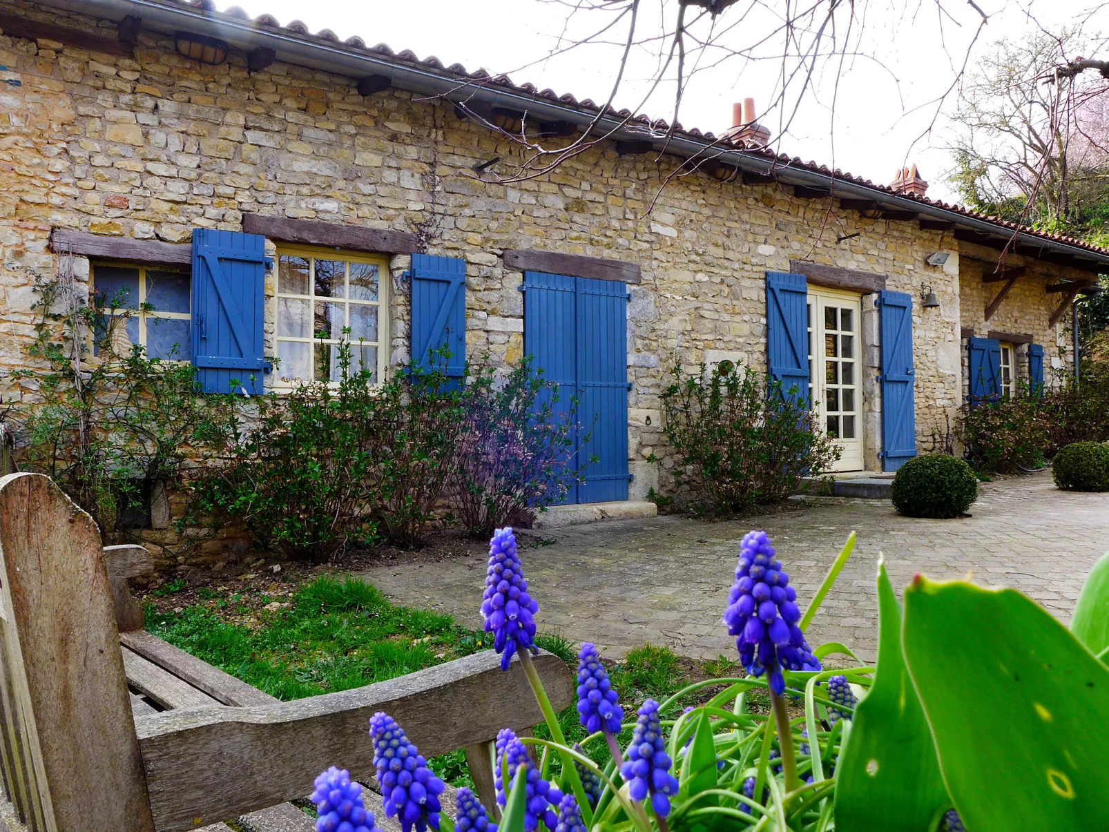 Moulin De Mois-Dehors