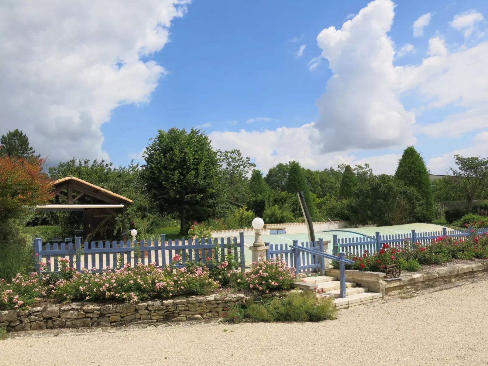 Au bord du canal-Dehors