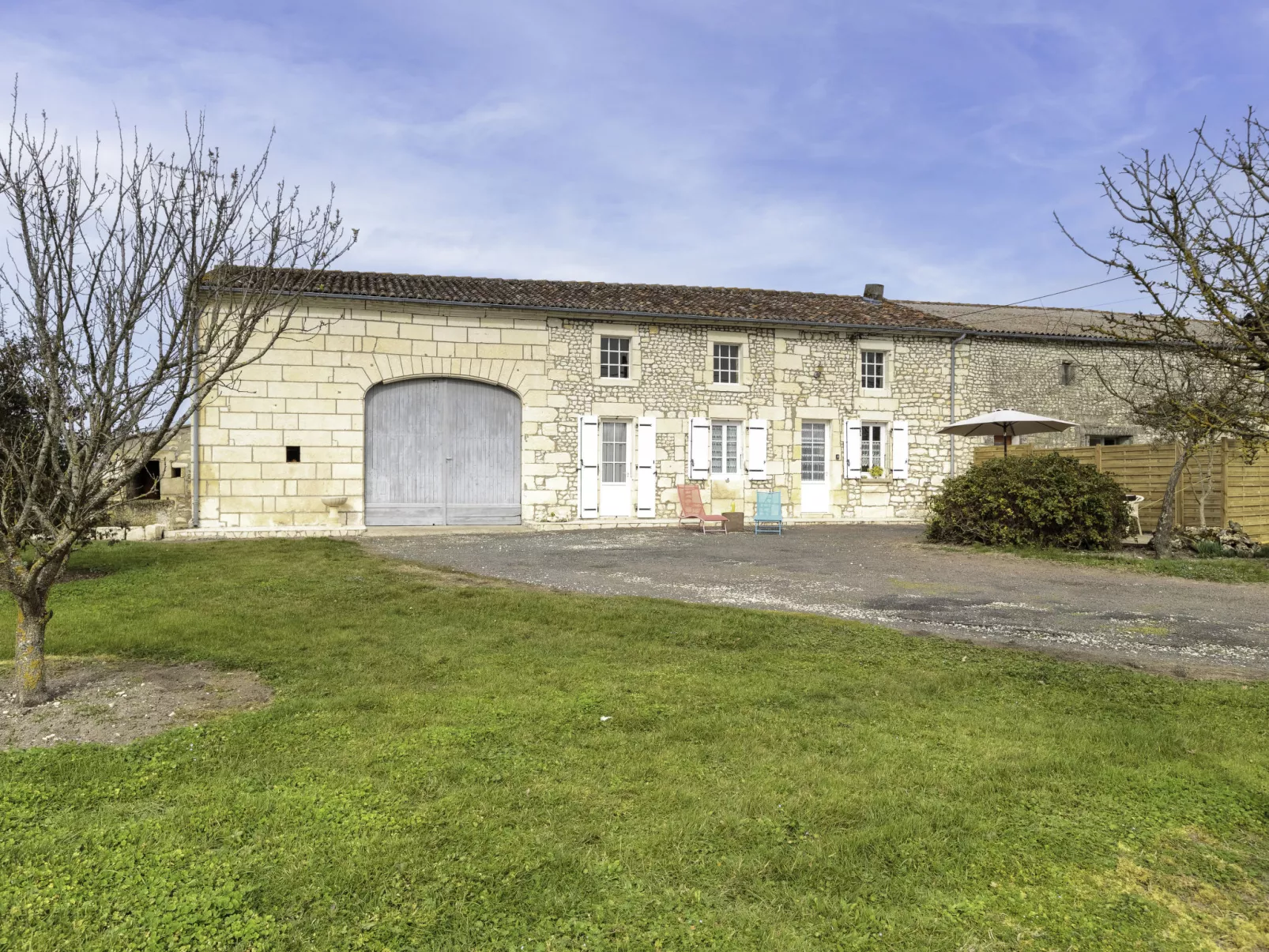 Gîte La Truffière Saintongeaise-Draußen