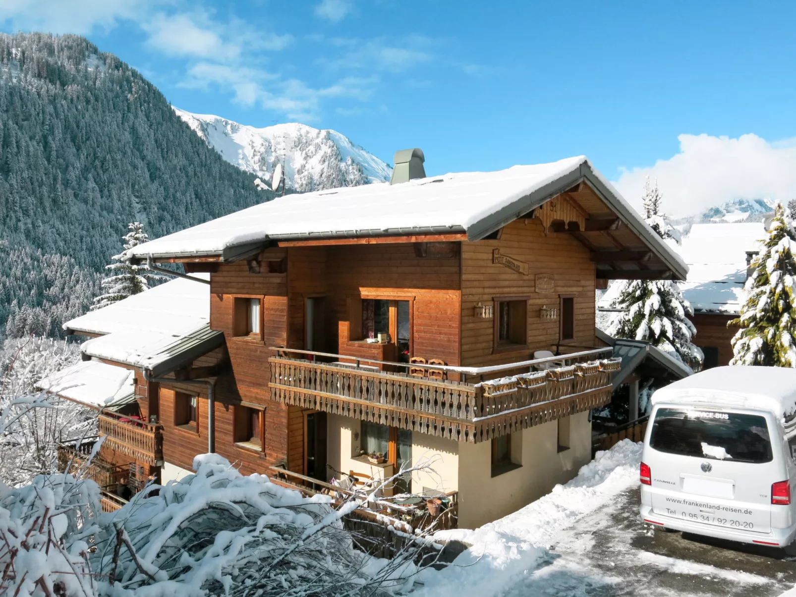 Le Petit Savoyard-Outside