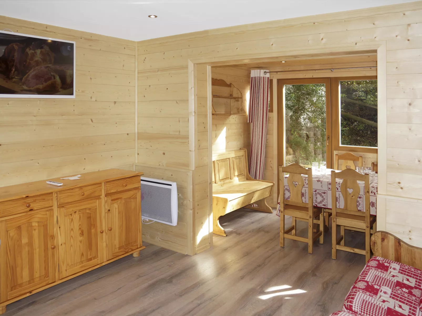 Le Petit Savoyard-Inside