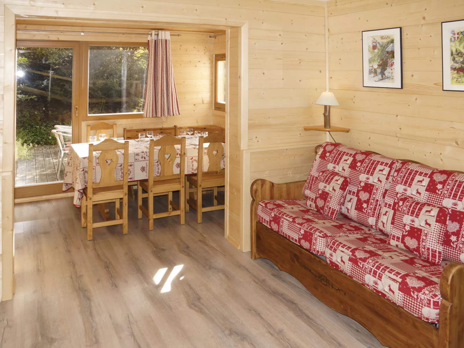 Le Petit Savoyard-Inside