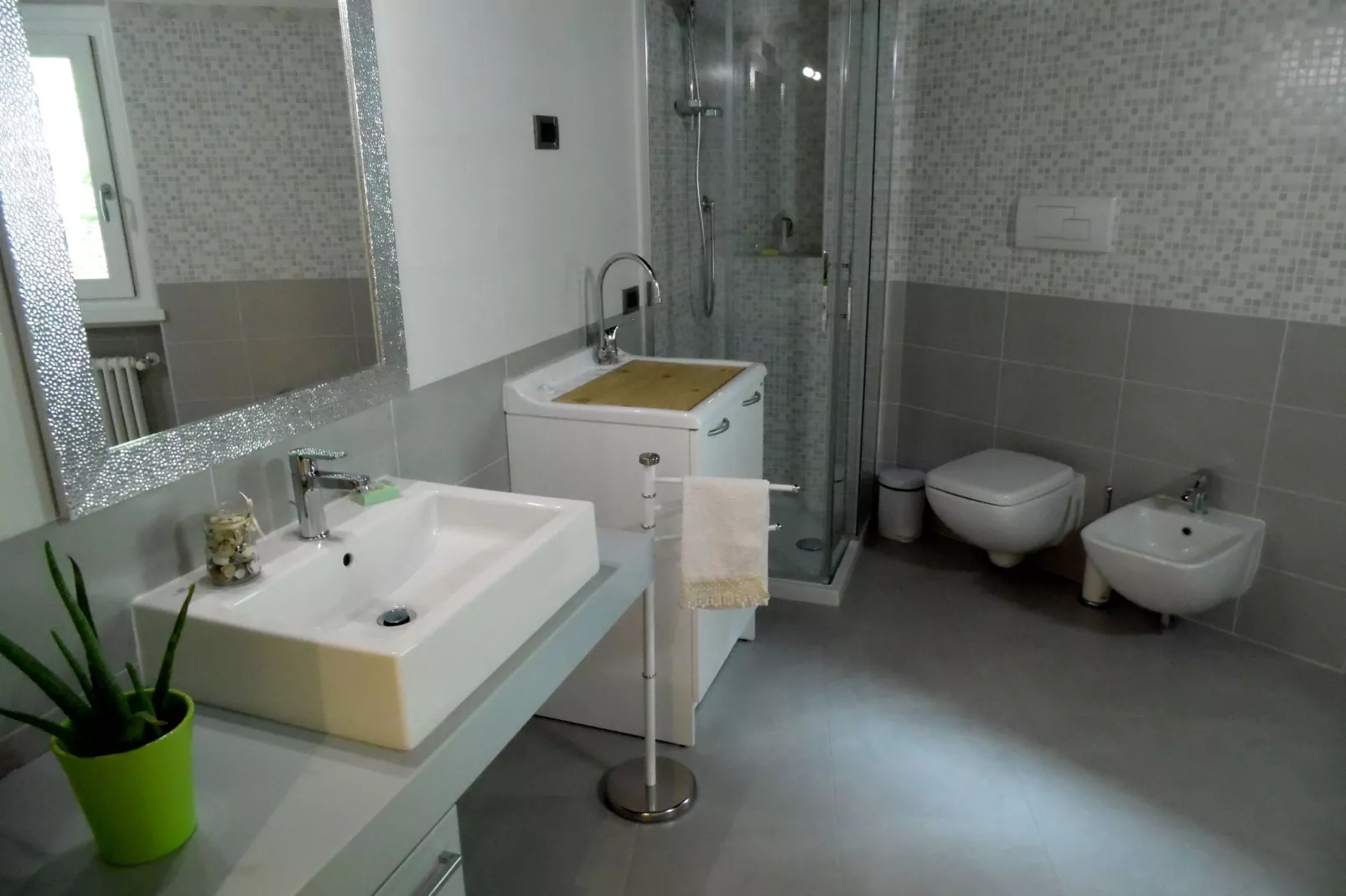 Belvedere 2-Bathroom