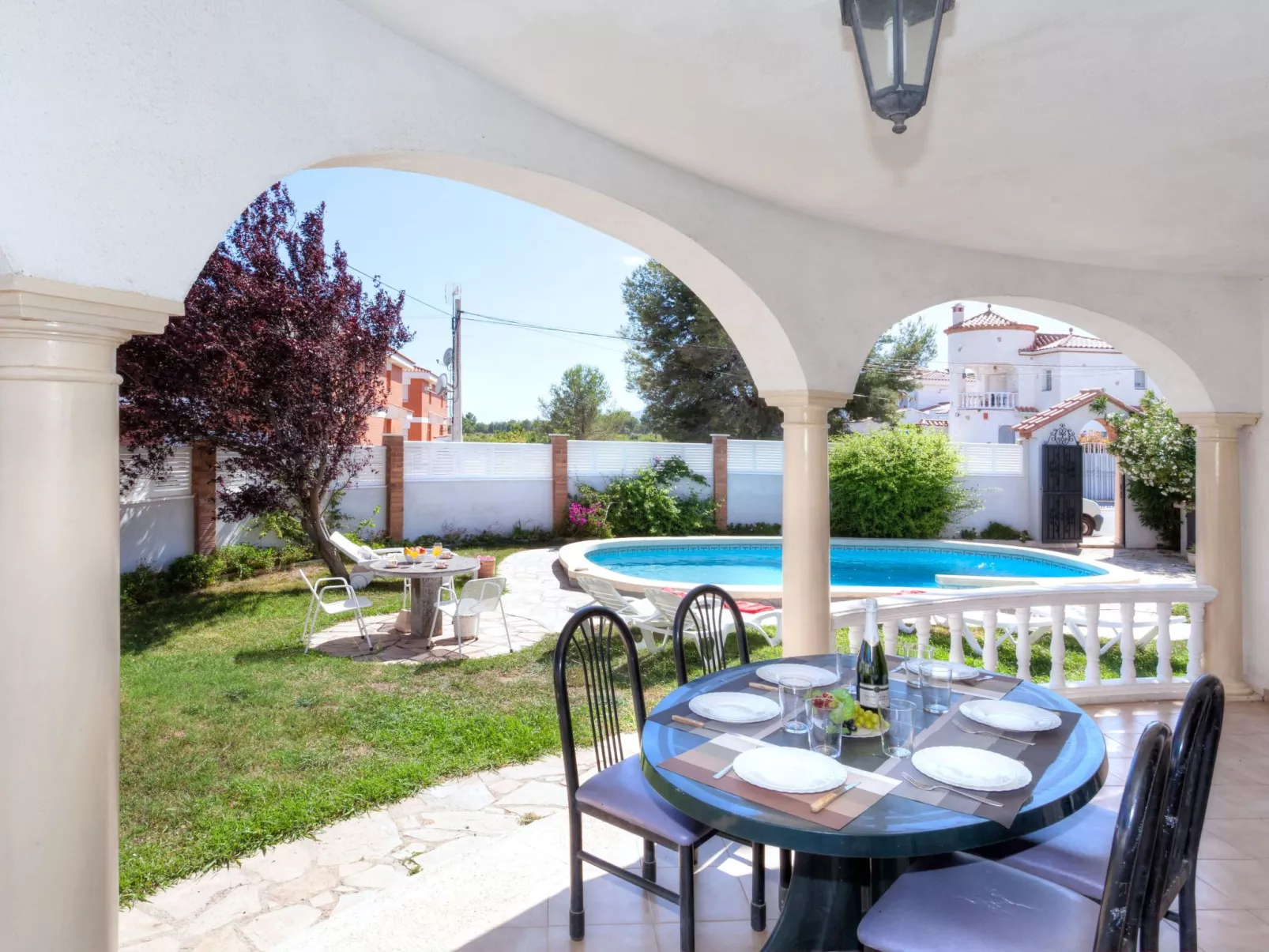 Villa Mar-Outside
