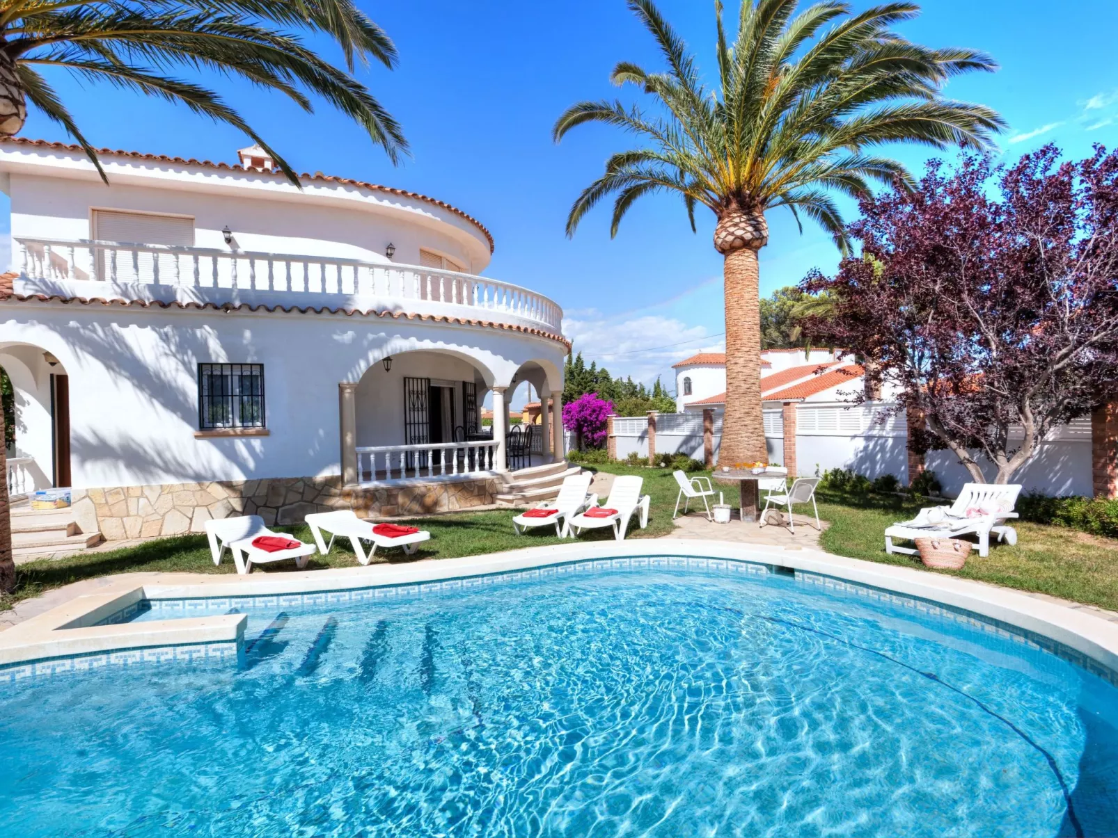 Villa Mar-Outside