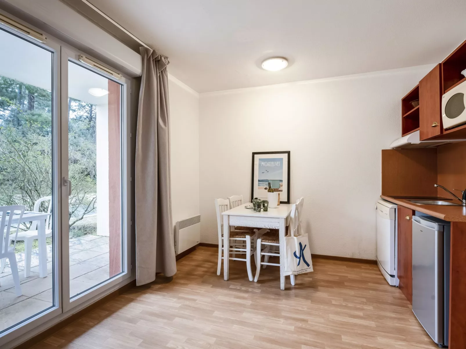 Les Alcyons Studio Cabine-Inside