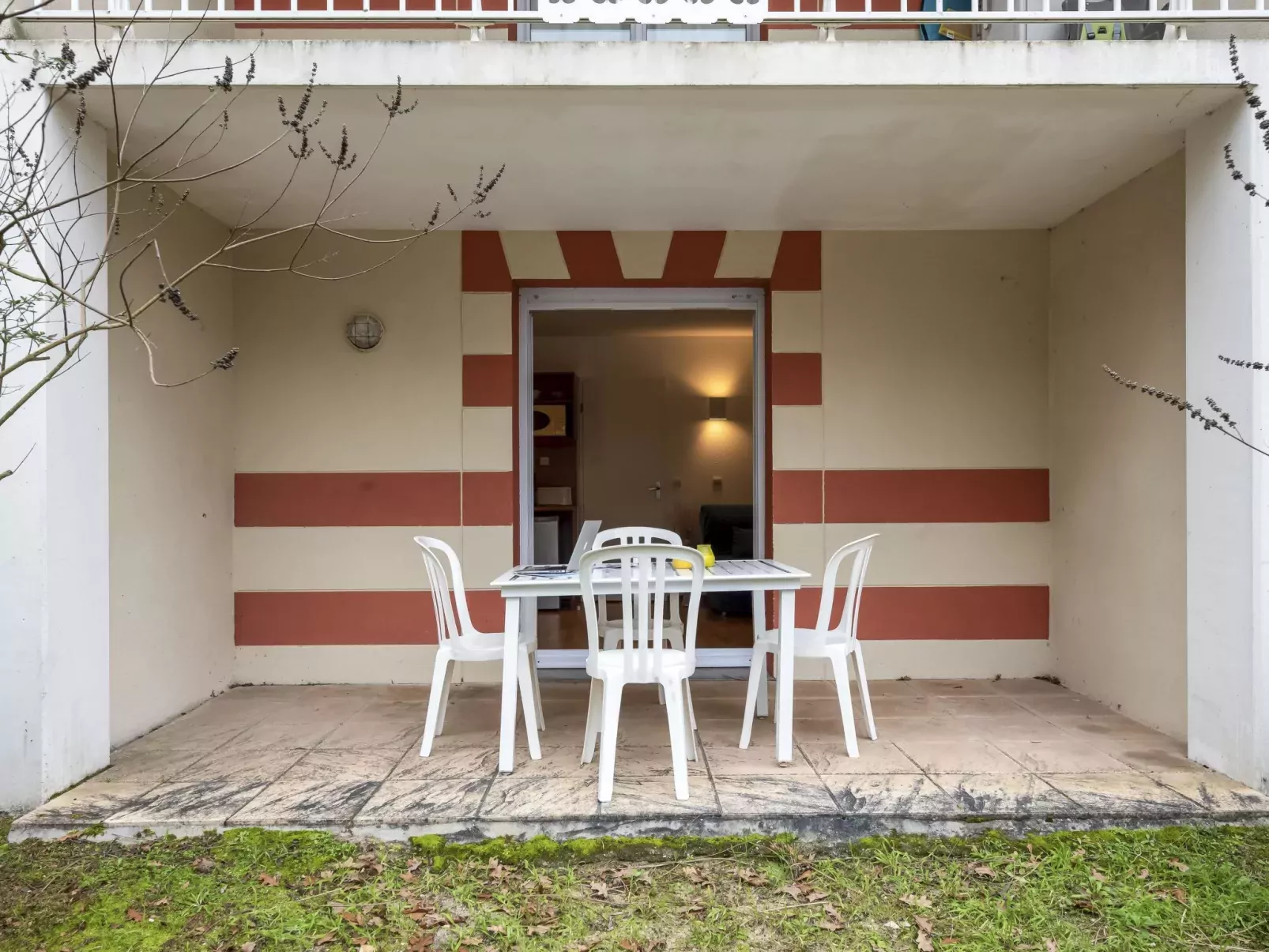 Les Alcyons Studio Cabine-Outside