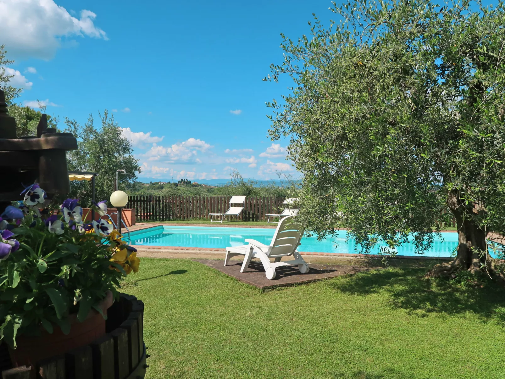 Casale L'Uliveta-Outside
