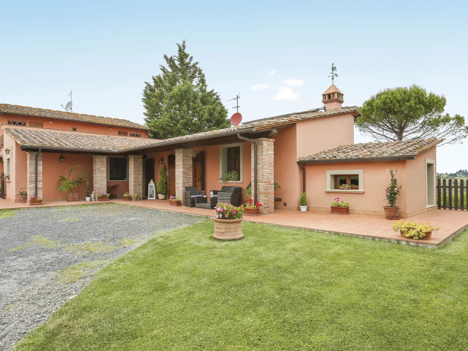 Casale L'Uliveta-Outside