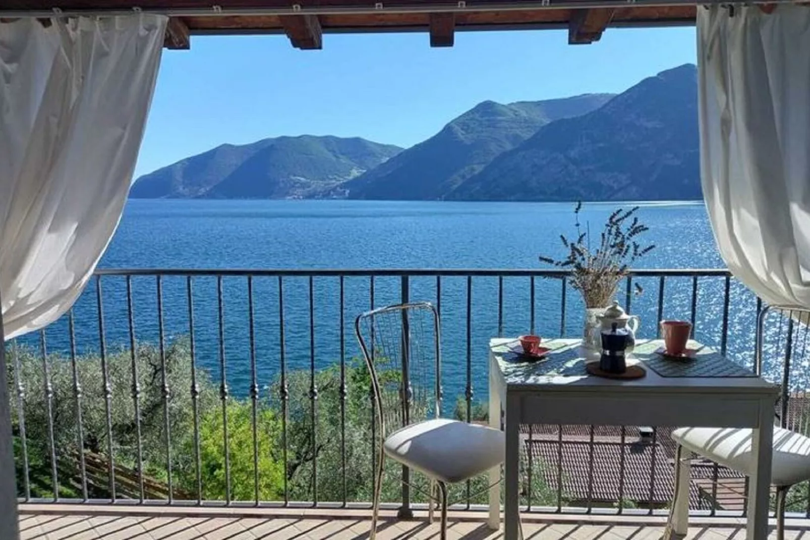 Belvedere 2-Terrace balcony