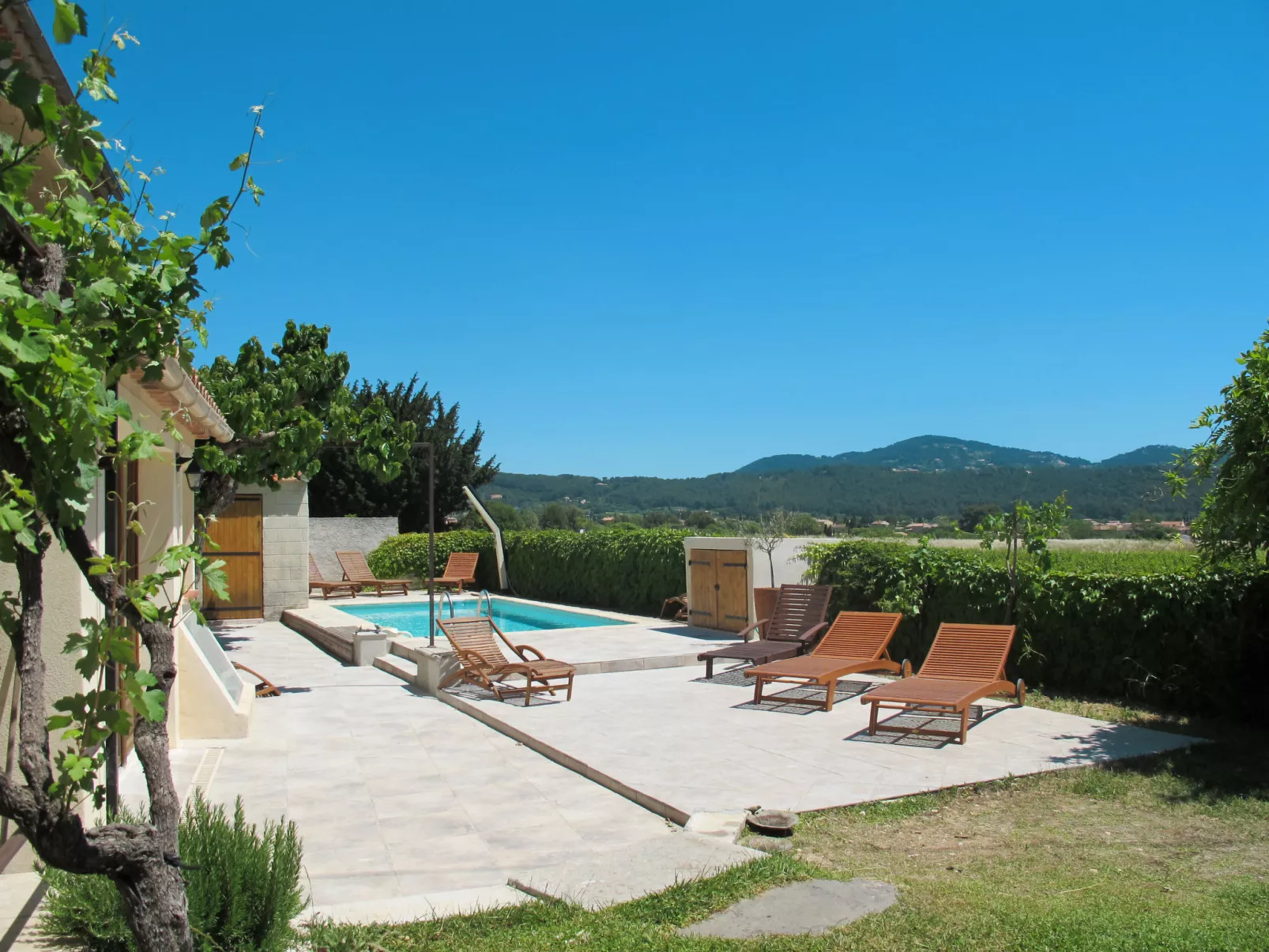 La Bastide Neuve-Outside