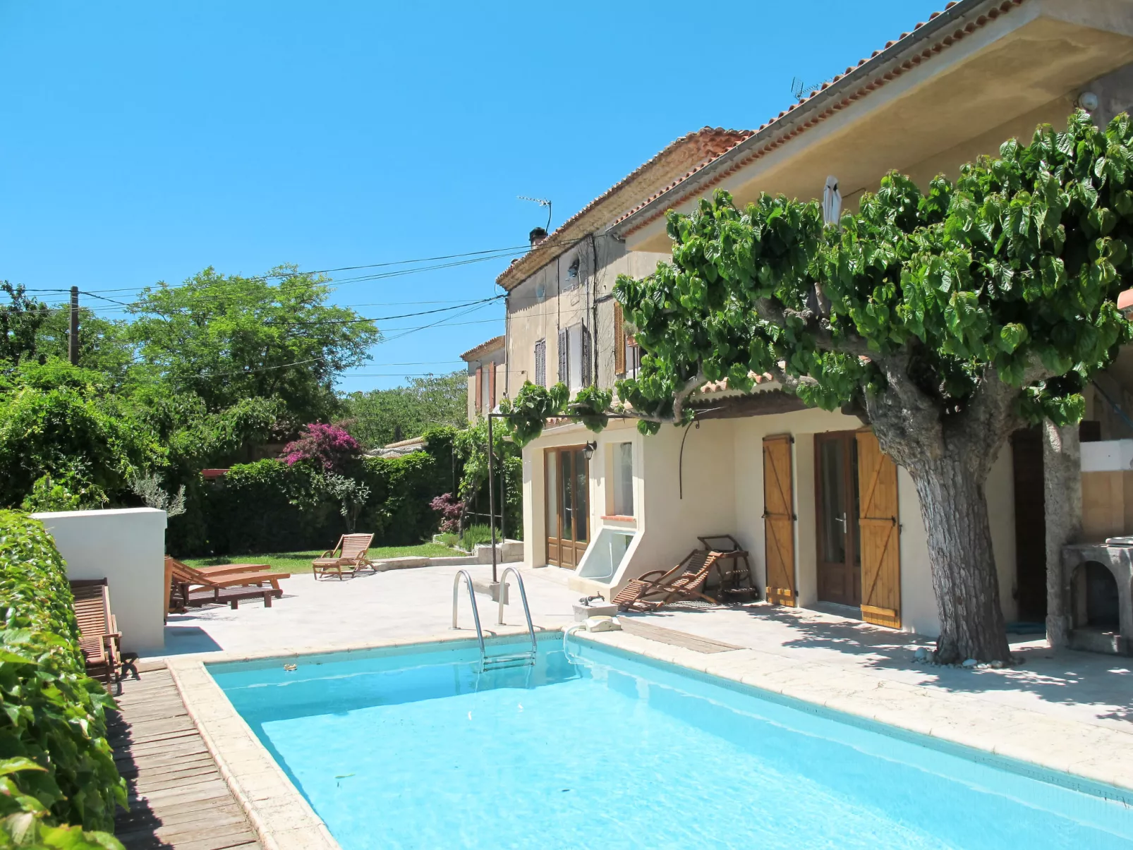 La Bastide Neuve-Outside