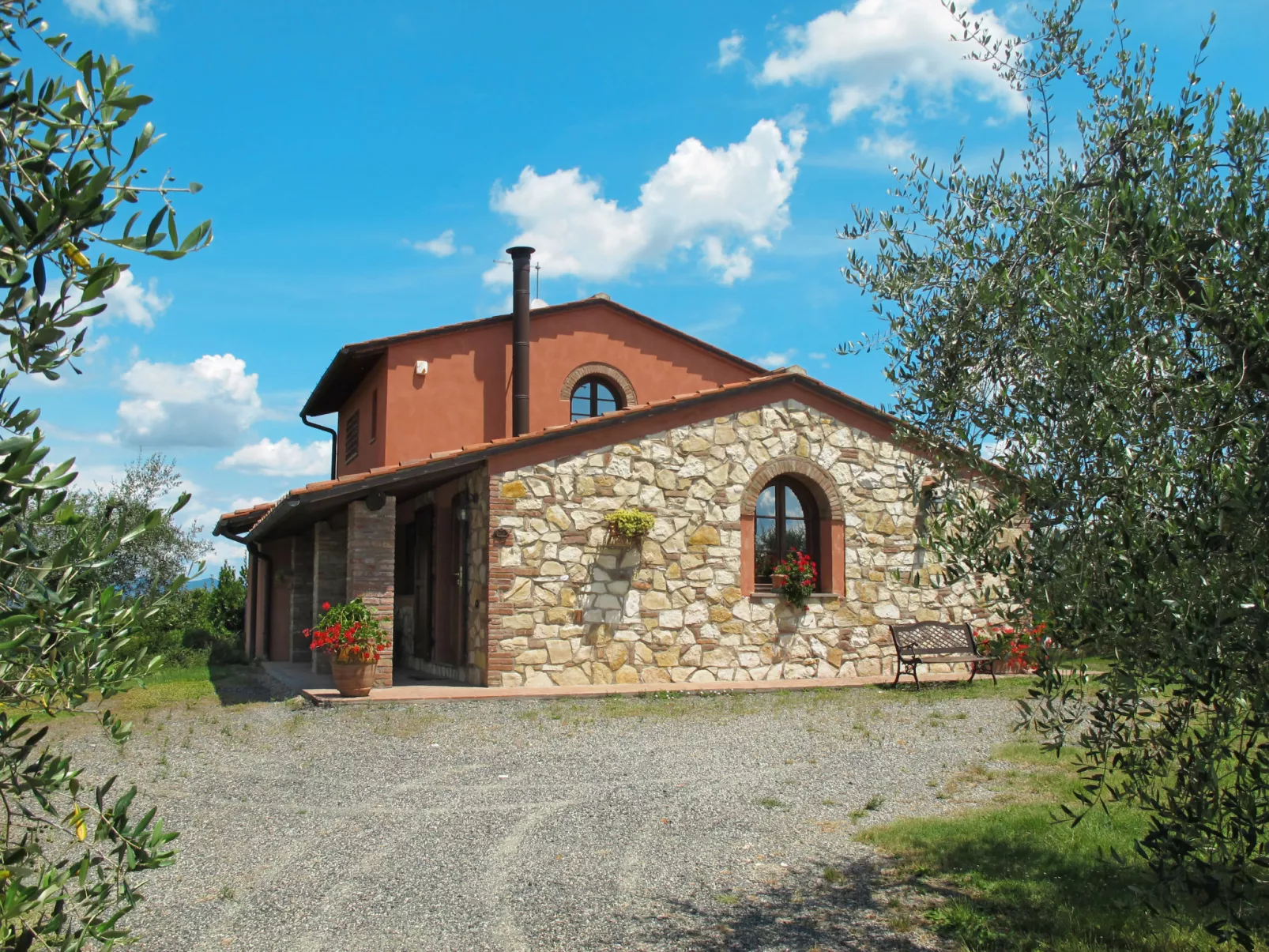 La Beccaccia-Outside