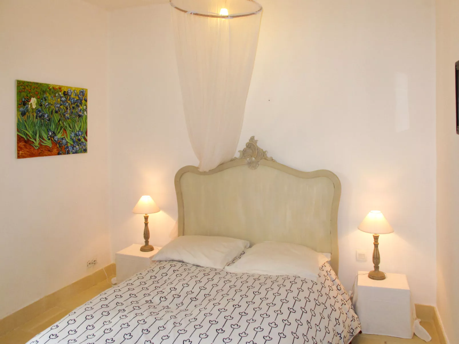 La Bastide Neuve-Inside
