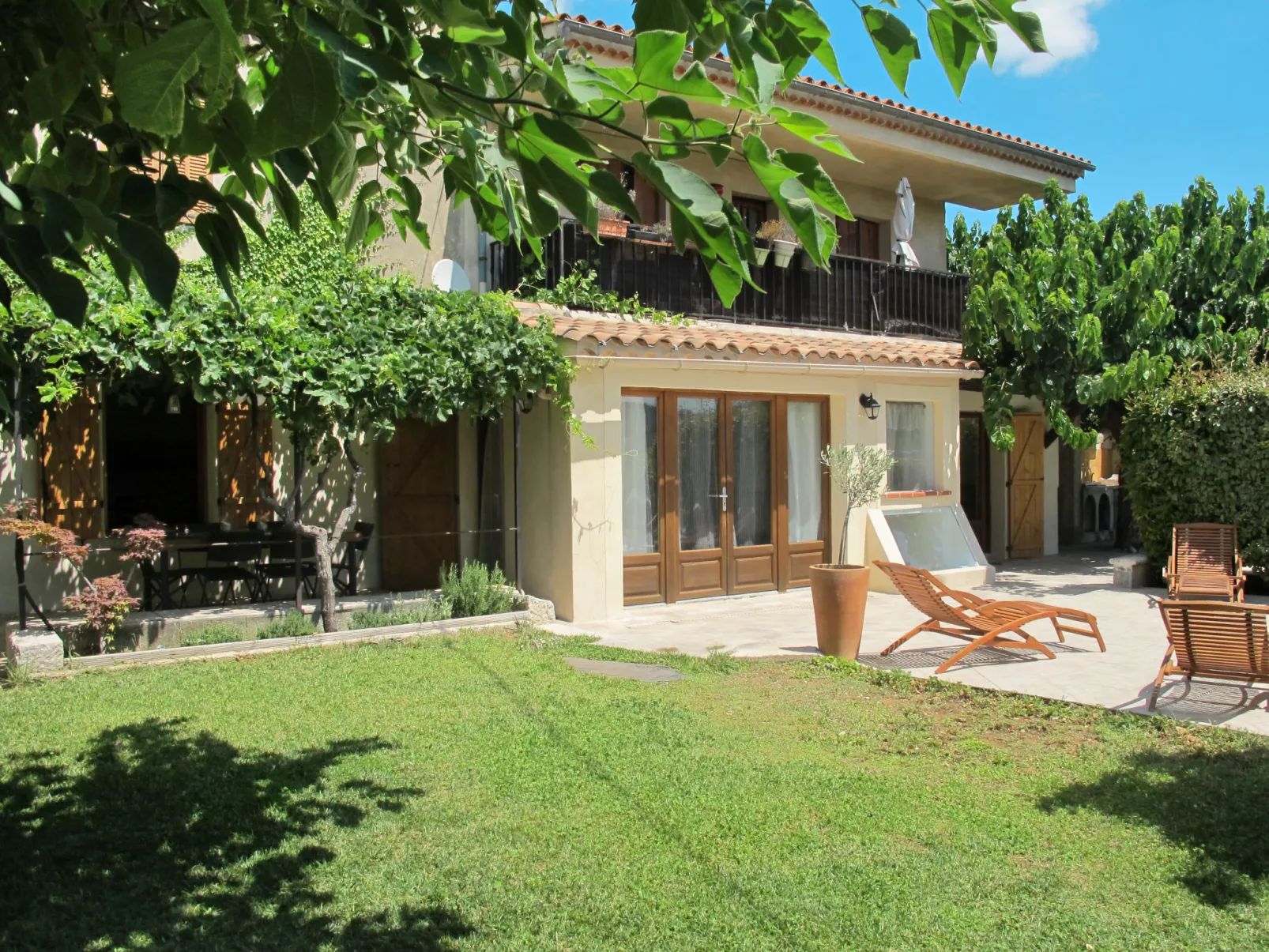 La Bastide Neuve-Outside