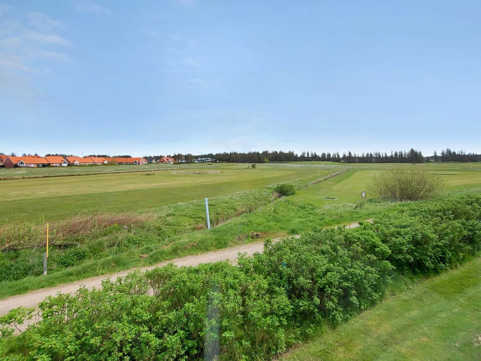"Jören" - 700m from the sea-Outside