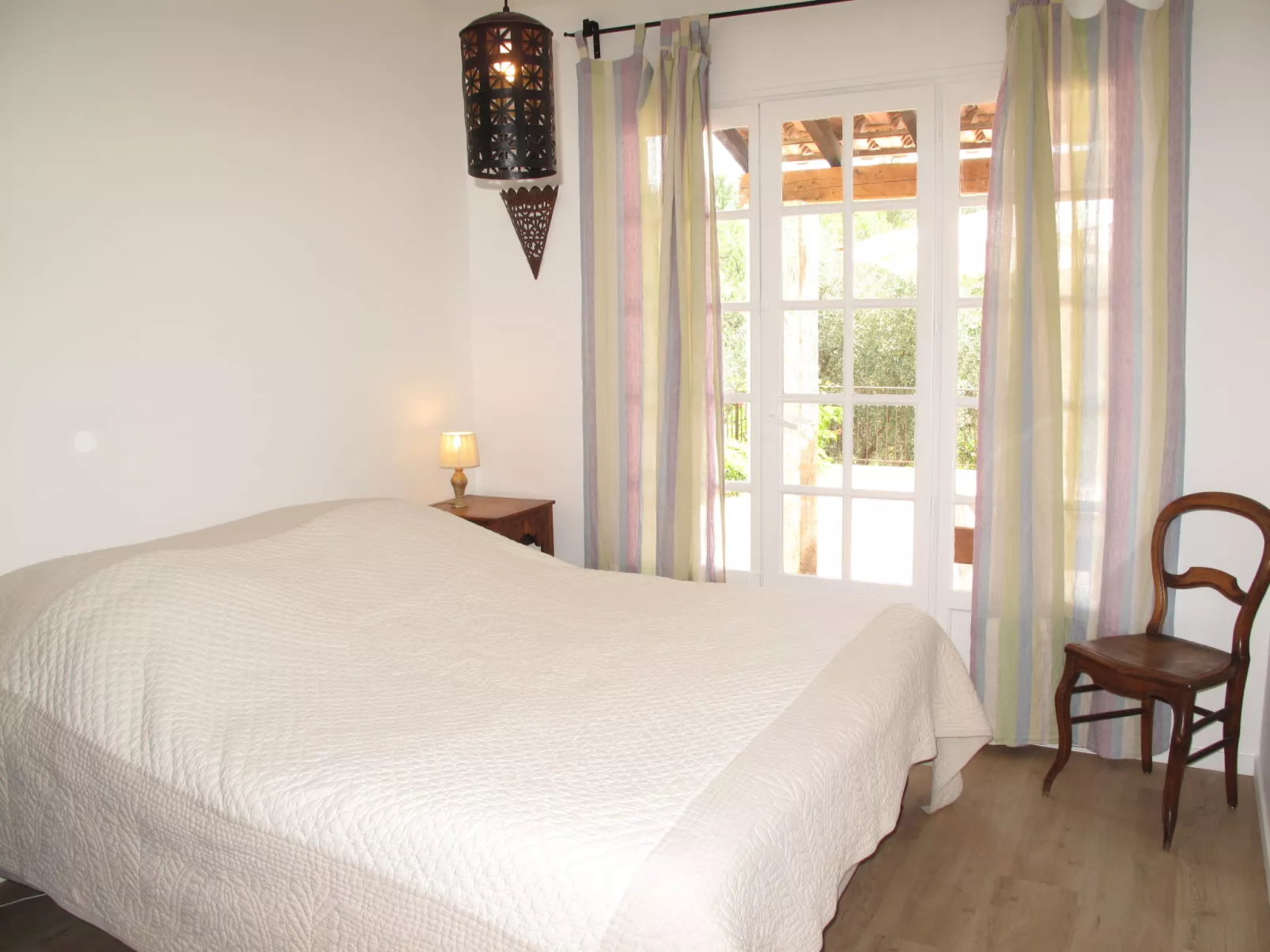 Breguieres-Inside
