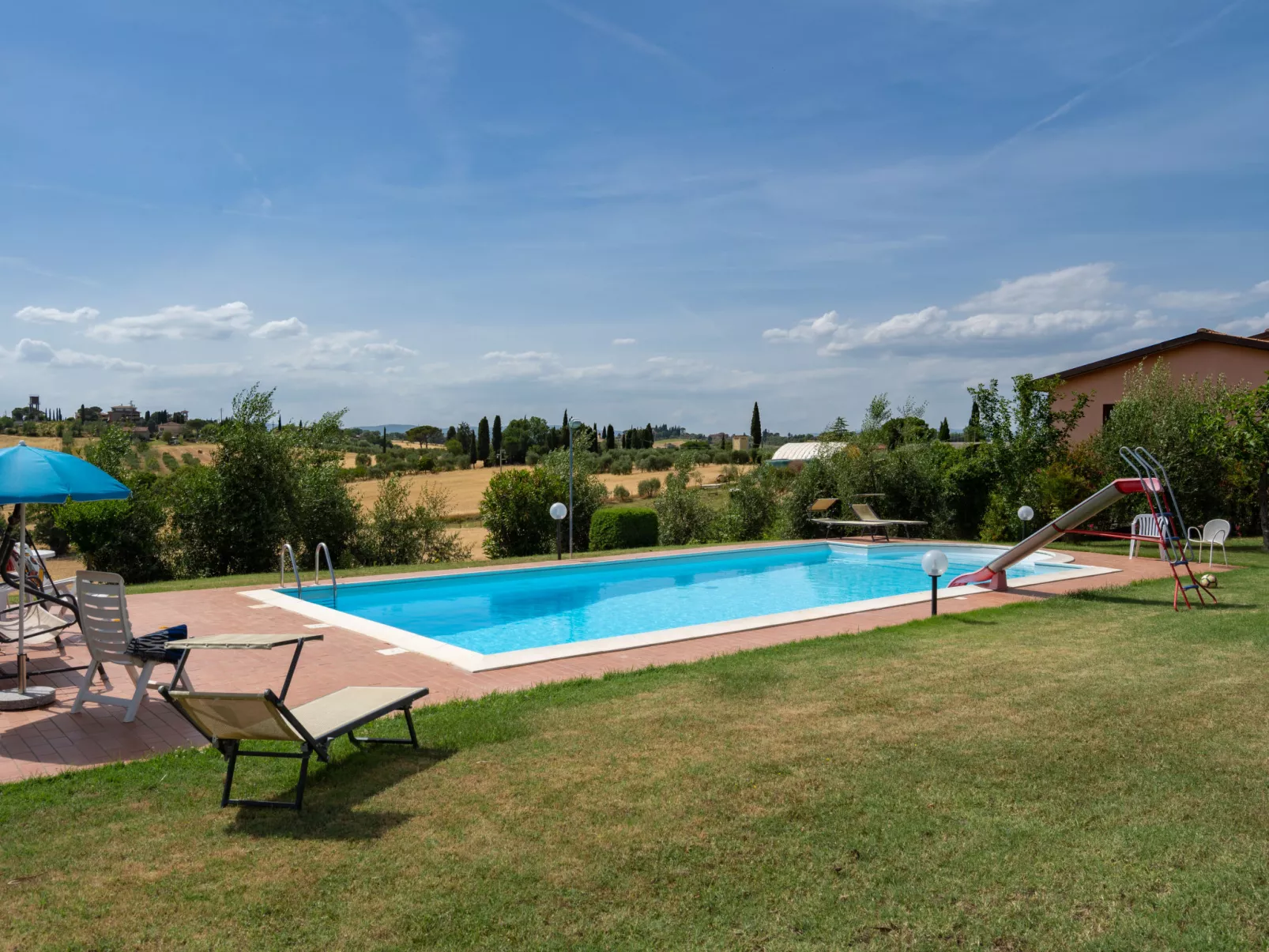 San Piero-Draußen