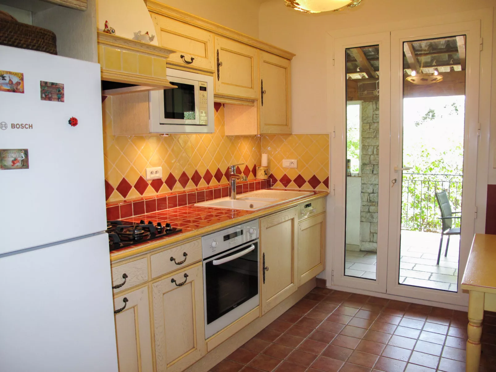 Le Clos des Oliviers-Inside