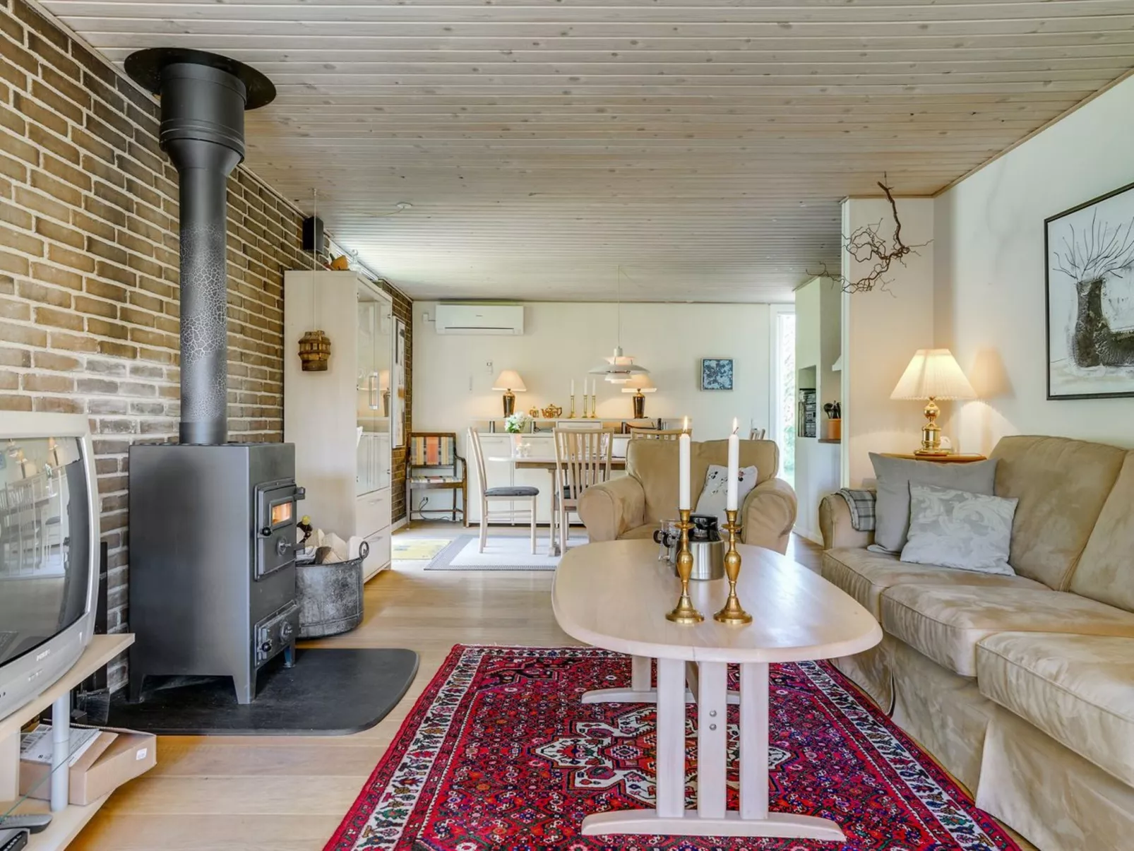 "Tjure" - 500m from the sea-Inside