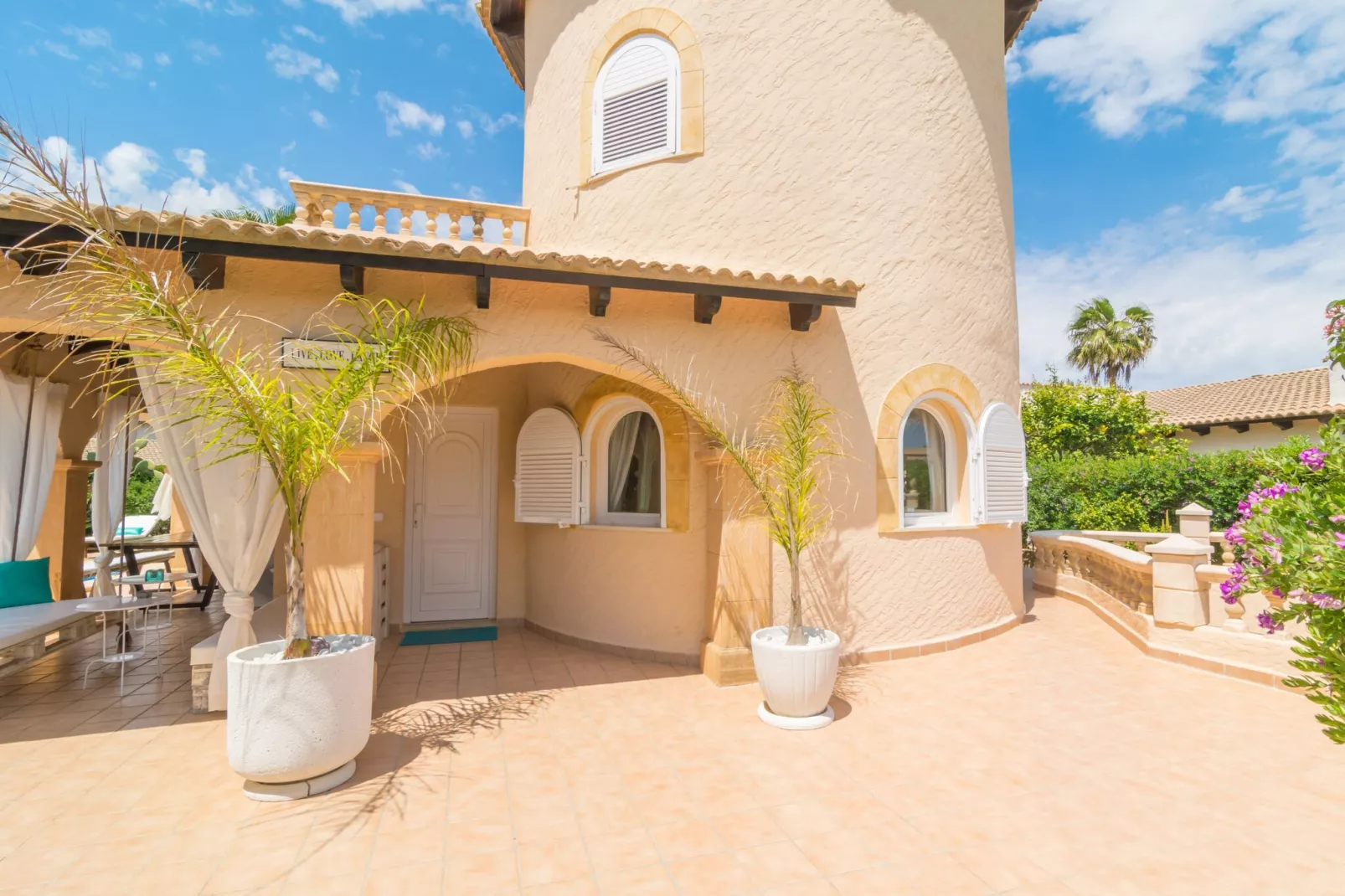 Casa Bel-Exterior summer
