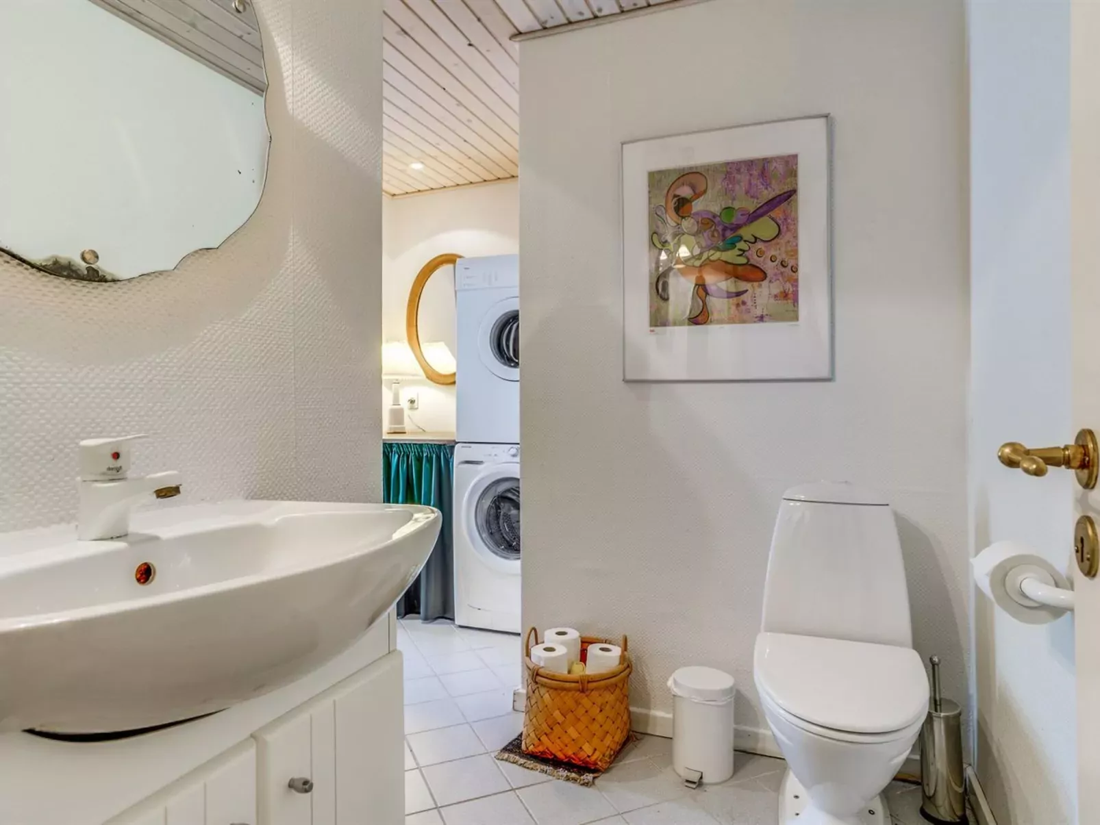 "Tjure" - 500m from the sea-Inside