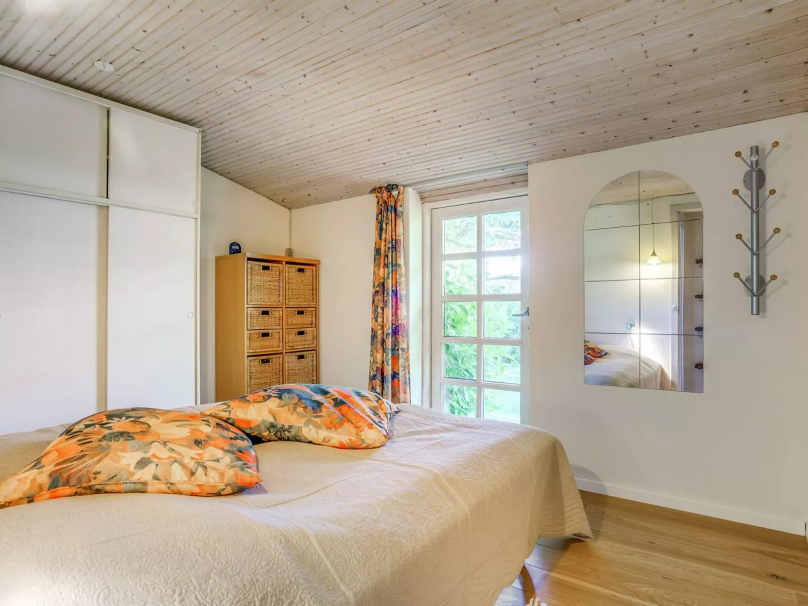 "Tjure" - 500m from the sea-Inside