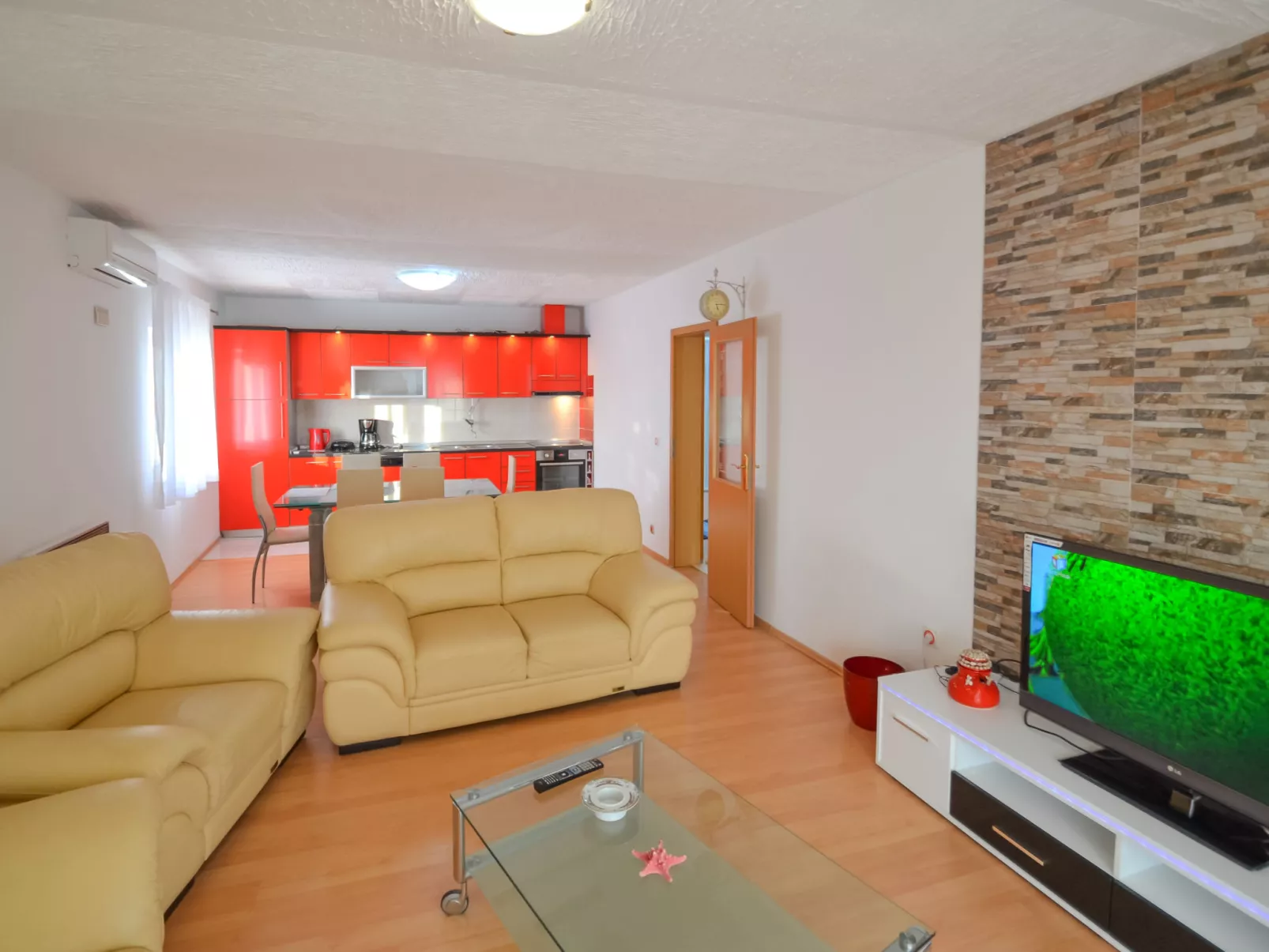 Frane-Inside