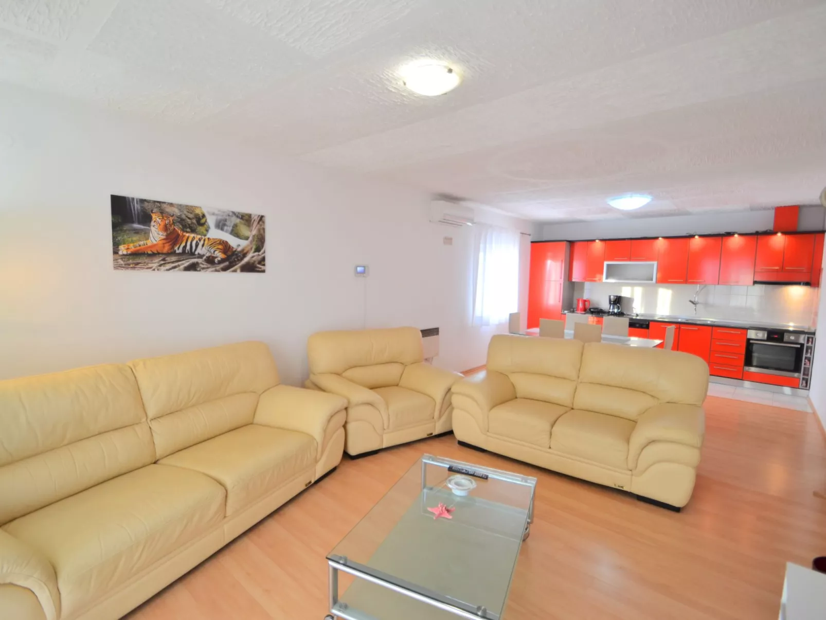 Frane-Inside