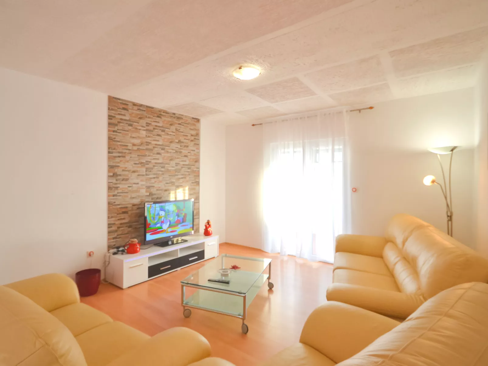 Frane-Inside