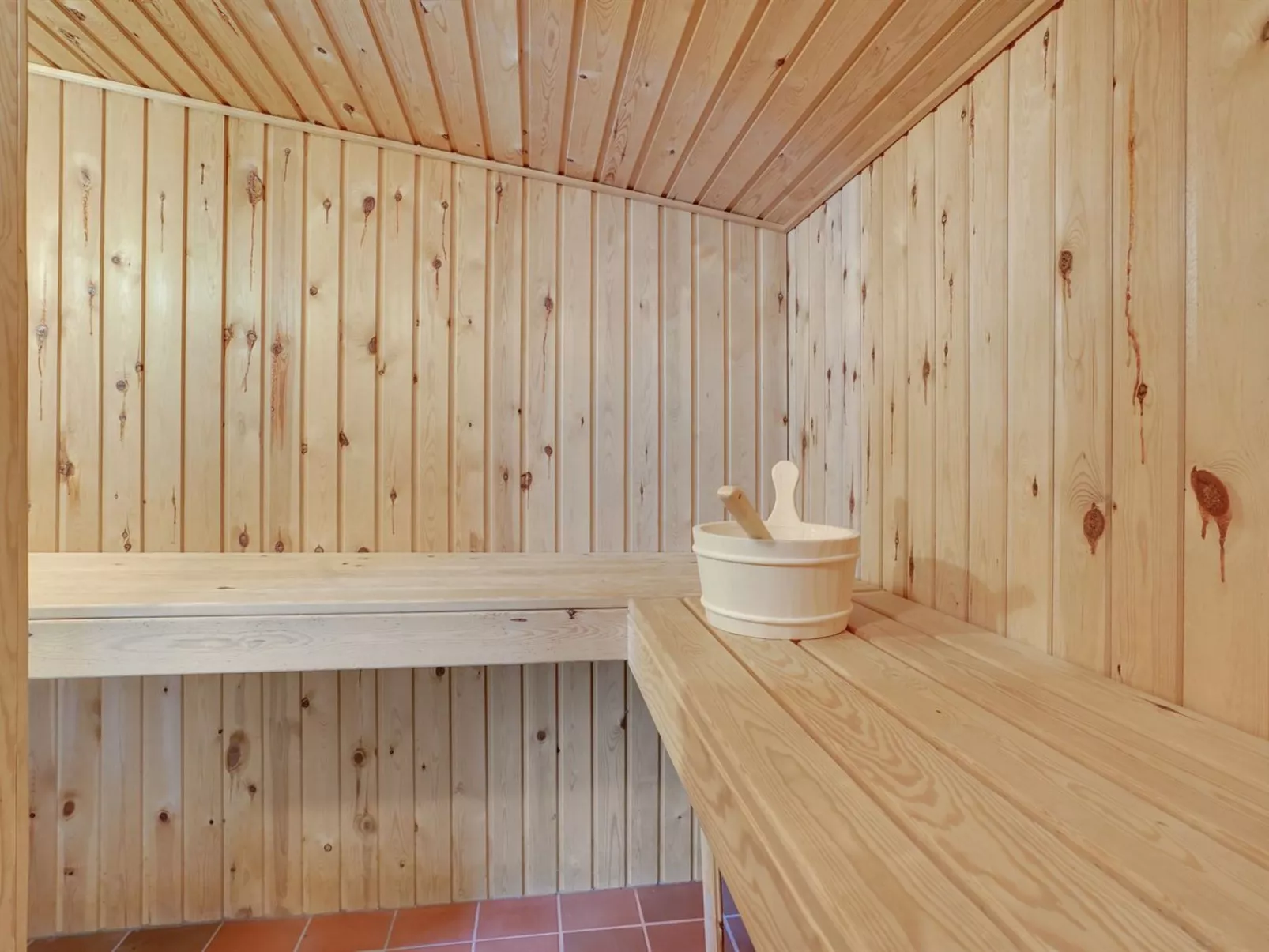 "Santuzza" - 3.9km from the sea-Inside