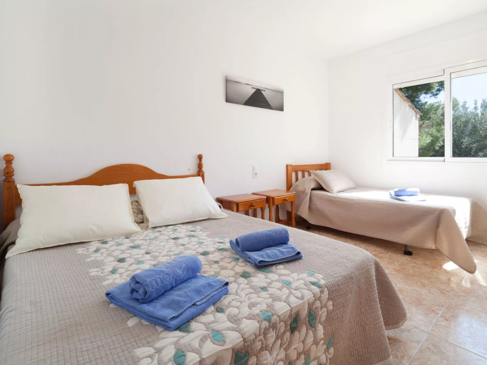 Villa Sant Jordi-Inside