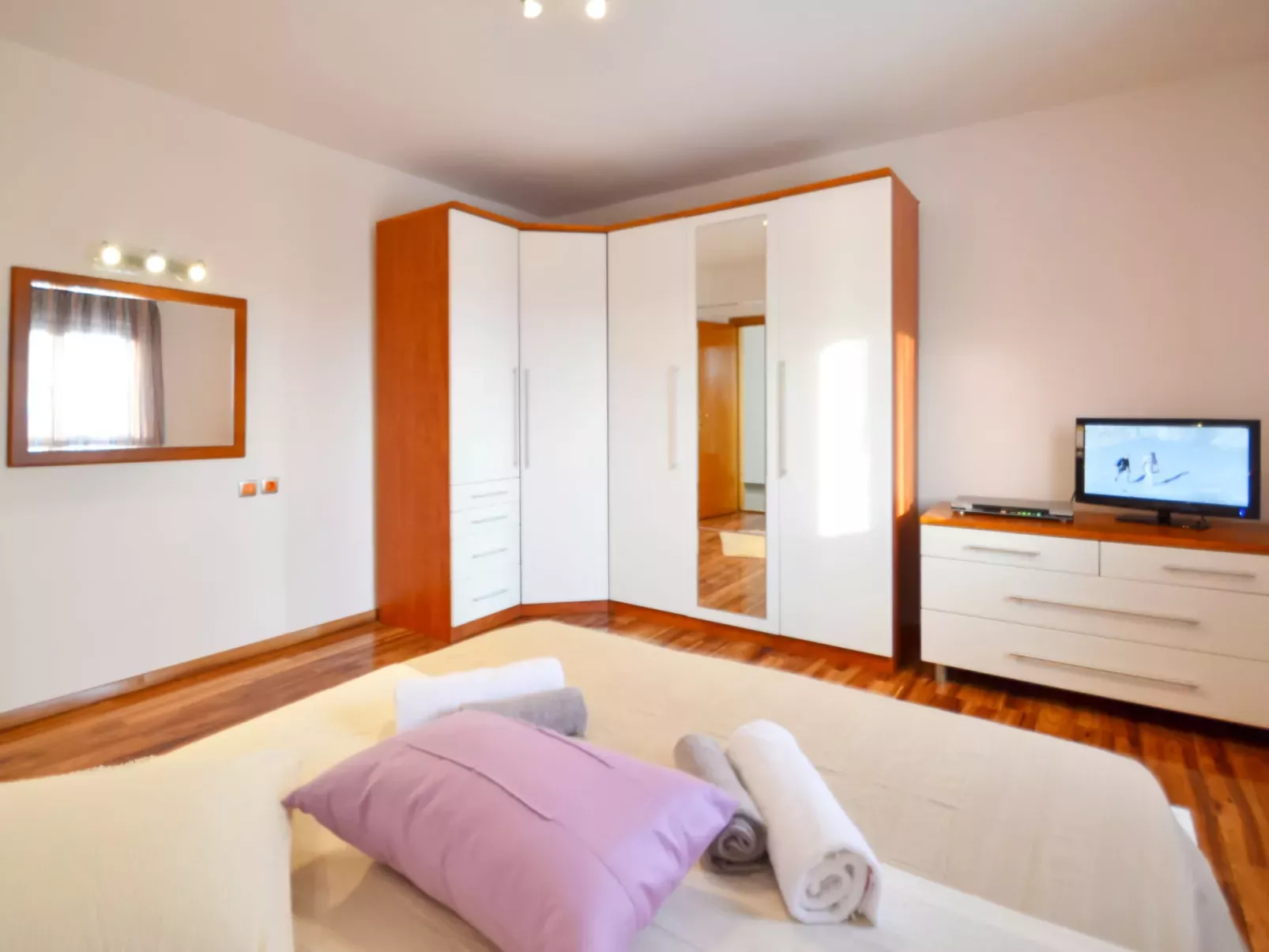 Frane-Inside
