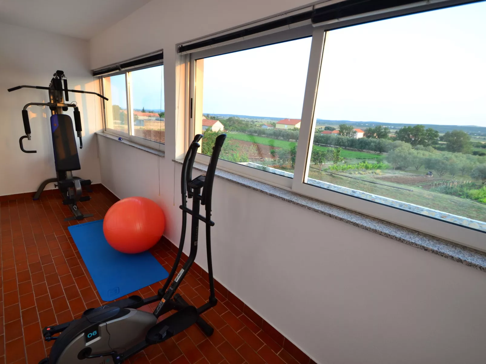 Frane-Inside