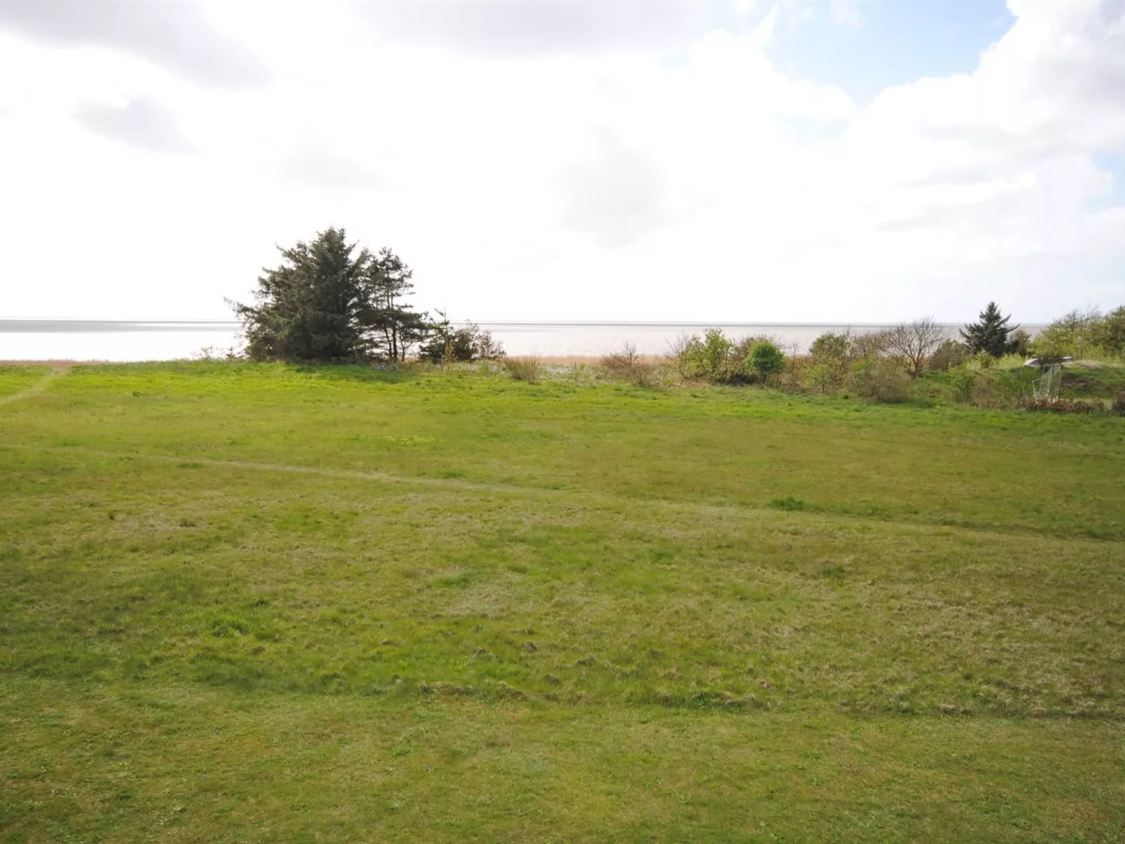 "Thorunn" - 100m to the inlet-Outside