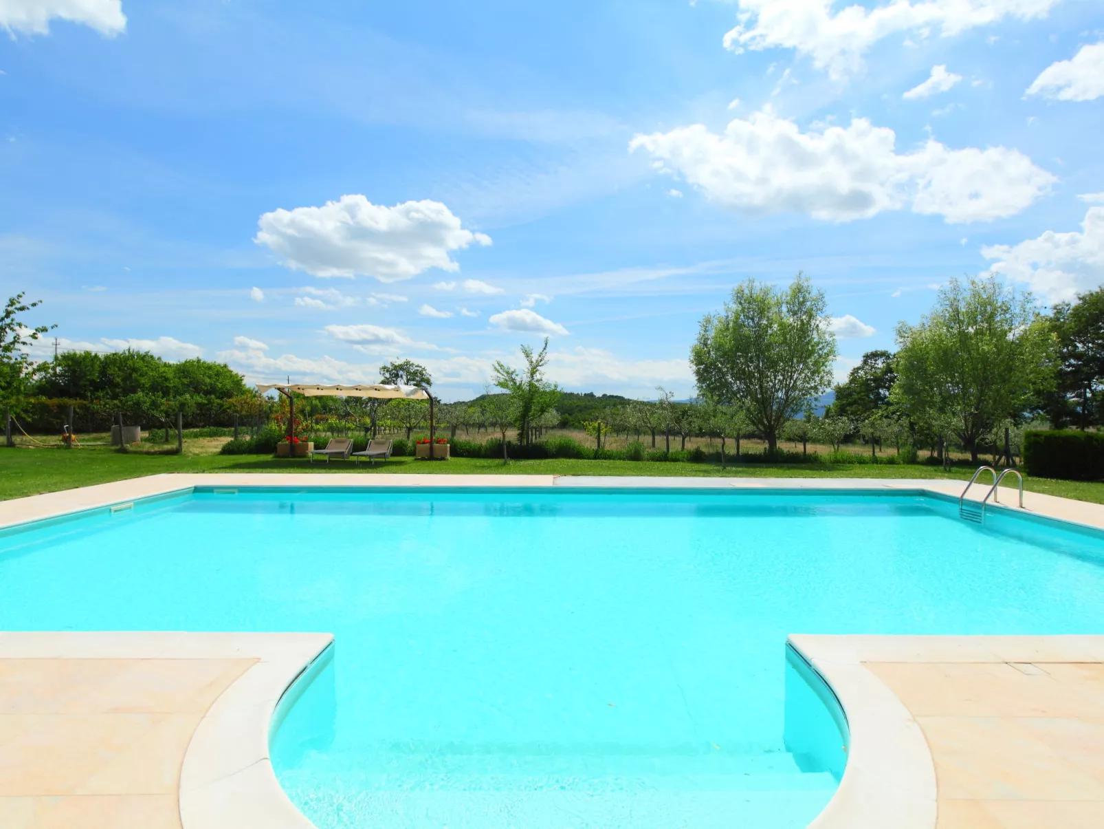 Quercia-Outside